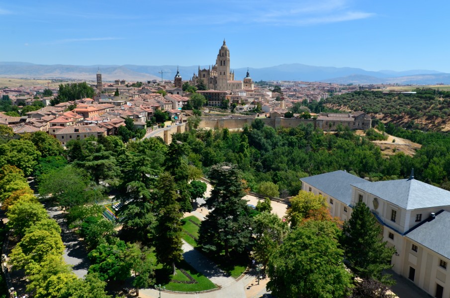 Segovia - Iglesia-catedral de Santa Maria 02
