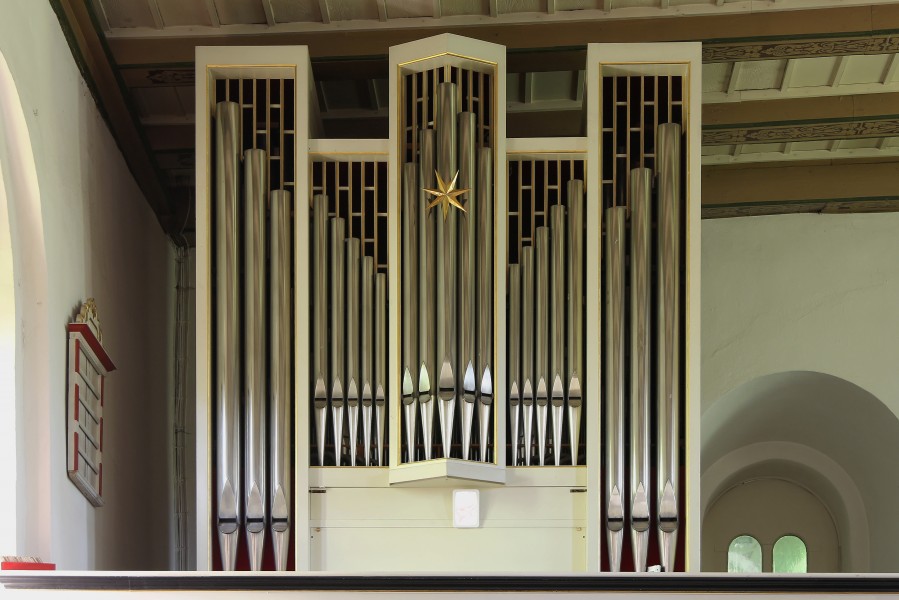Sinstorfer Kirche Innenraum Orgel