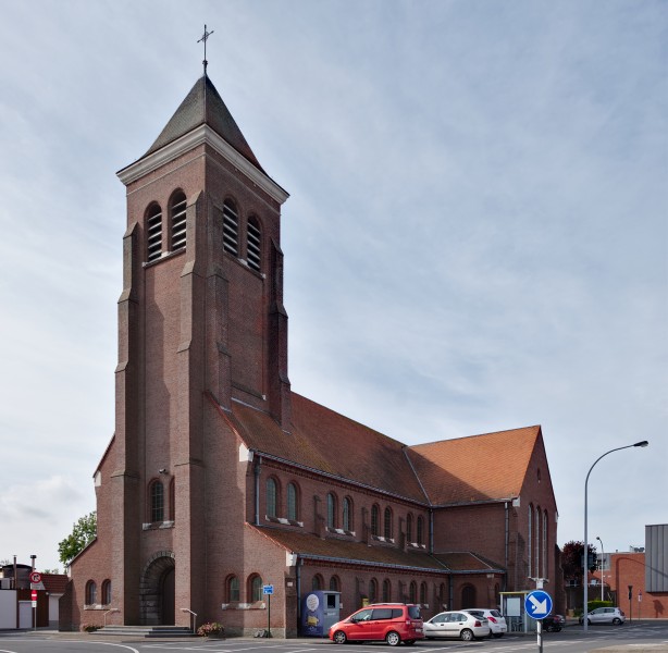 Sint-Maria-Bernardakerk in Zwevegem (DSCF9224)