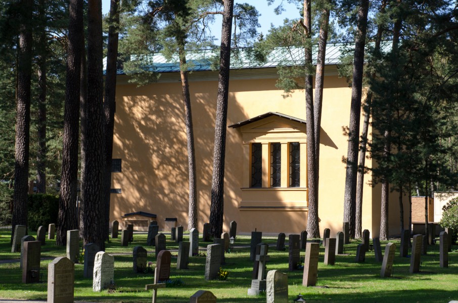 Skogskyrkogården April 2012f