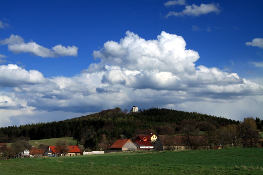 Smolotely and church on Maková hora (1)