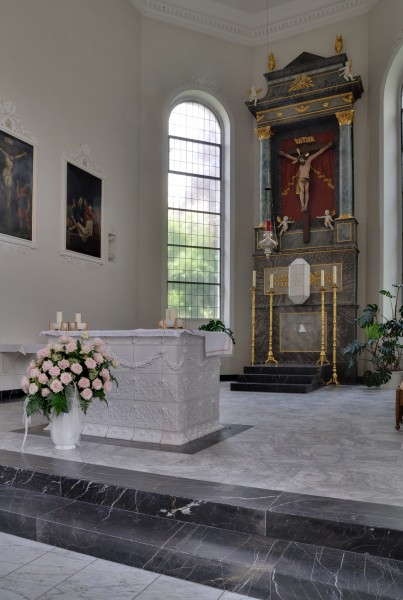 St. Fridolin - Chor mit Altar