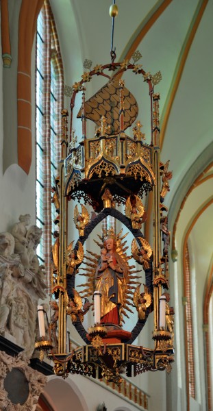 St. Johannis Lüneburg - Marienleuchter