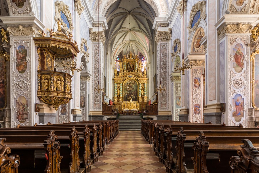 Stiftskirche Göttweig Innenraum 03