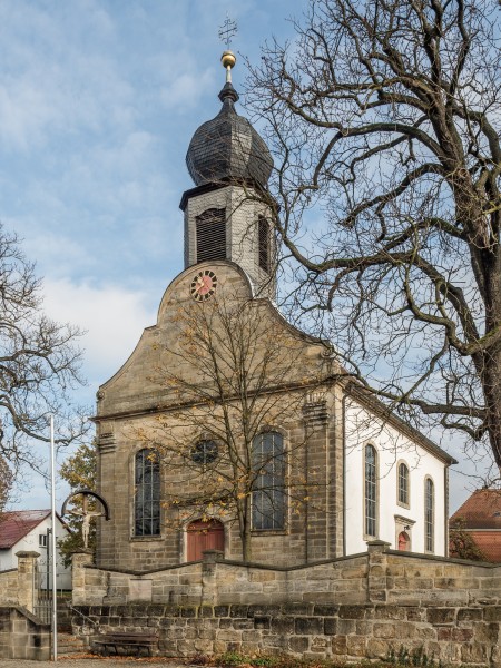 Strullendorf-Laurenzi-Kirche-PB090004