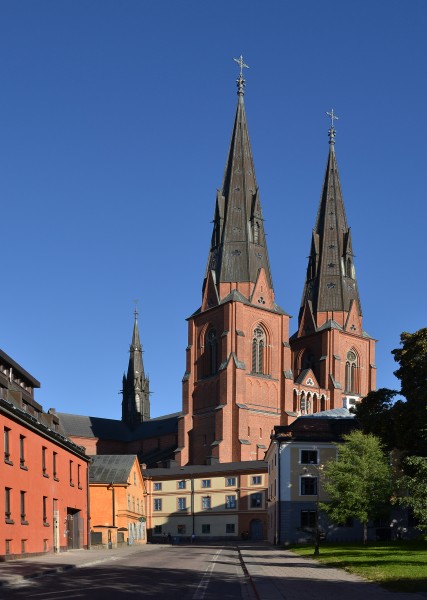 Uppsala domkyrka (by Pudelek) 2