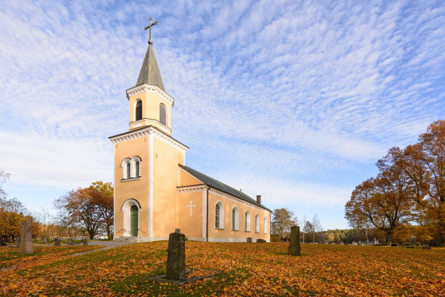 Utö kyrka October 2015 05