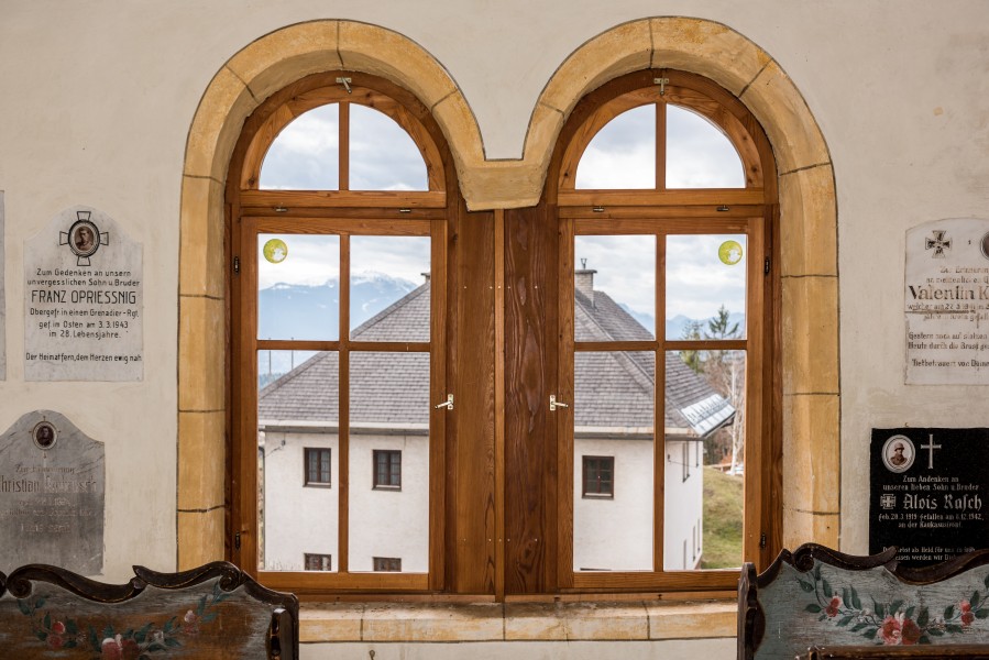 Wernberg Sternberg Pfarrkirche hl Georg Vorhalle doppelt gekuppeltes Renaissancefenster 19032017 6748