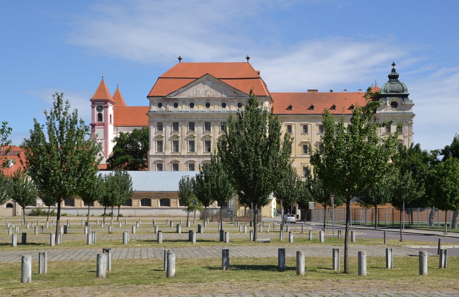 Znojmo (Znaim) - Loucký klášter (Klosterbruck)