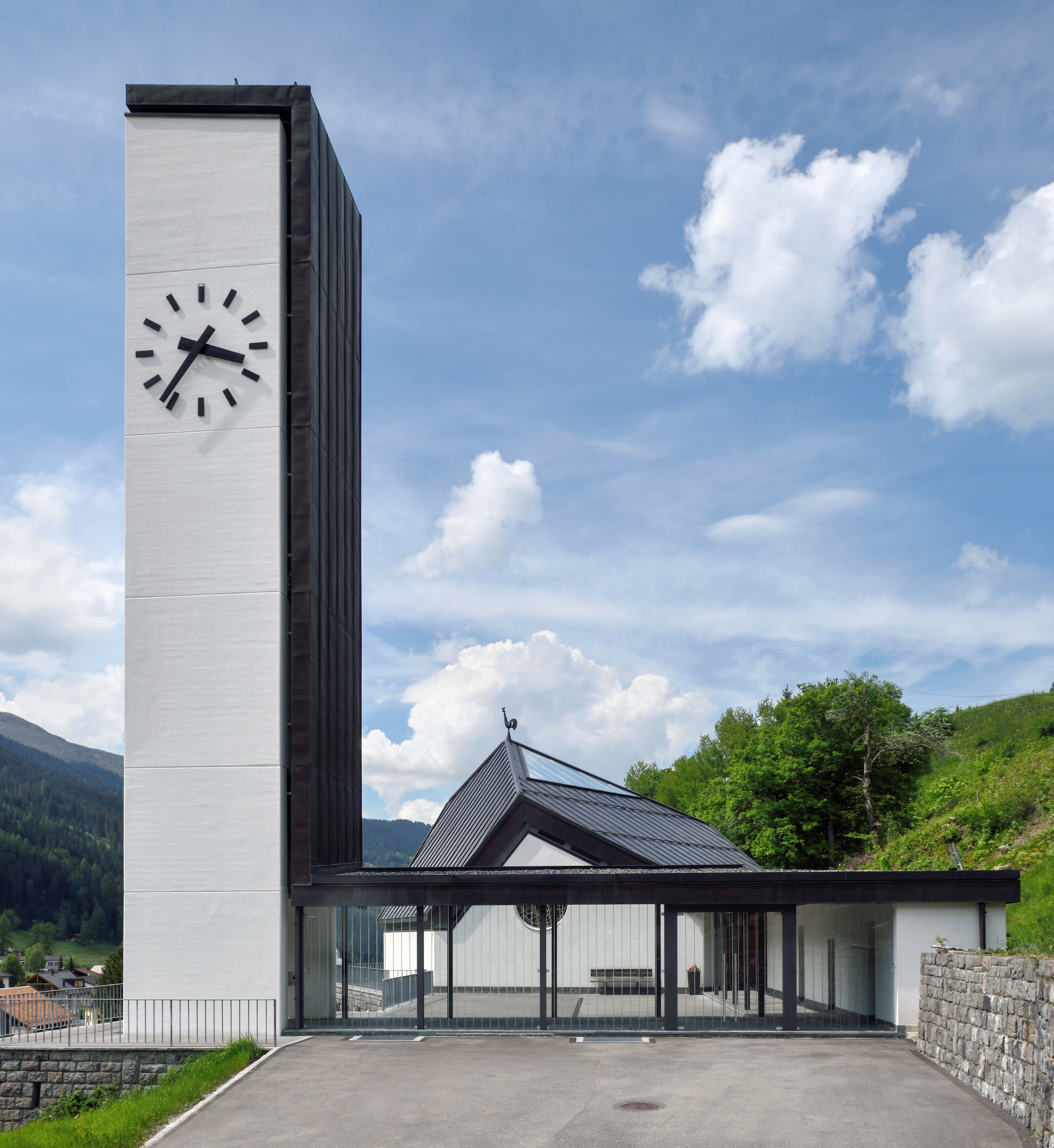 Reformierte Kirche Churwalden mit Turm 2015