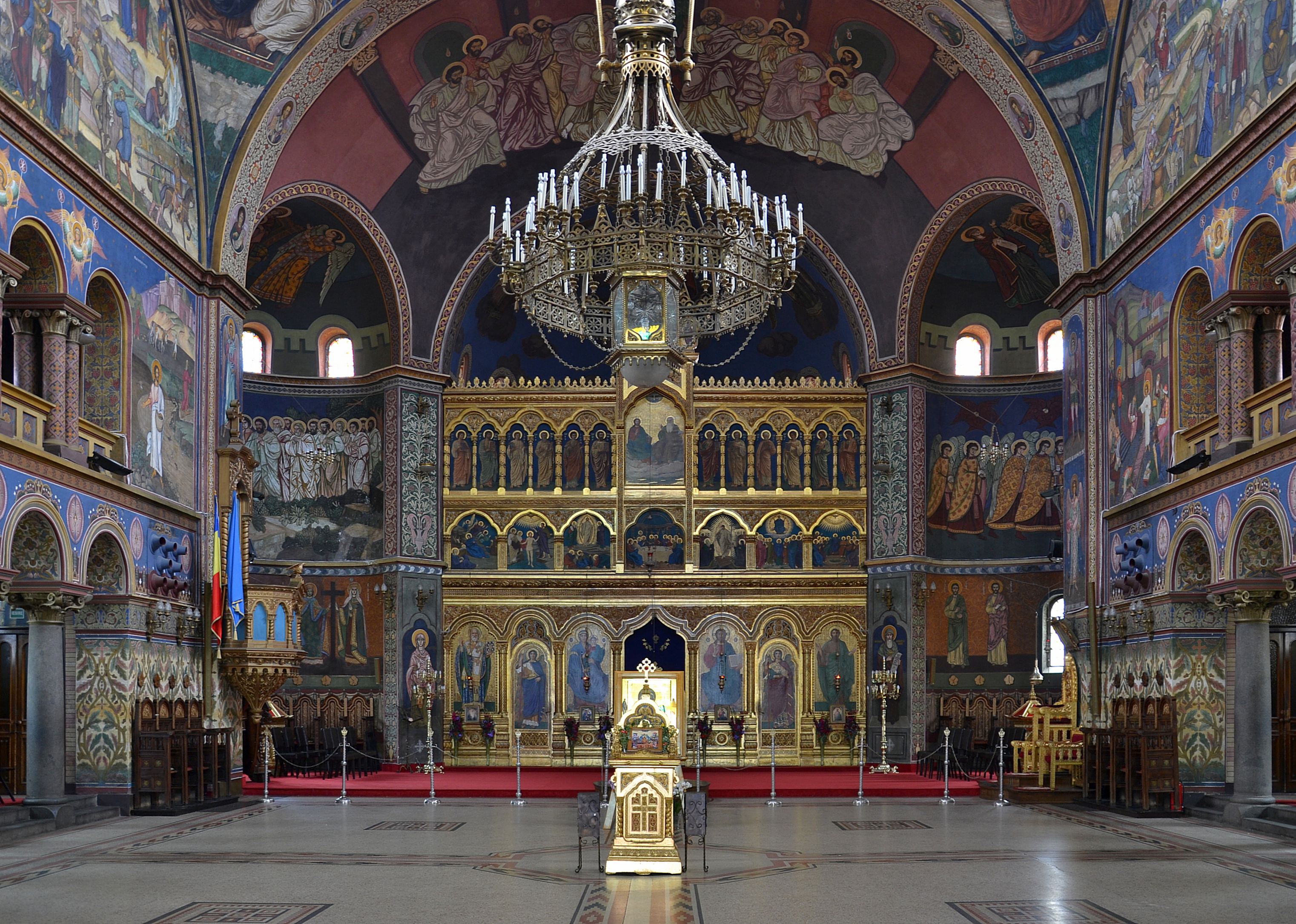 Sibiu (Hermannstadt, Nagyszeben) - Holy Trinity Metropolitan Cathedral