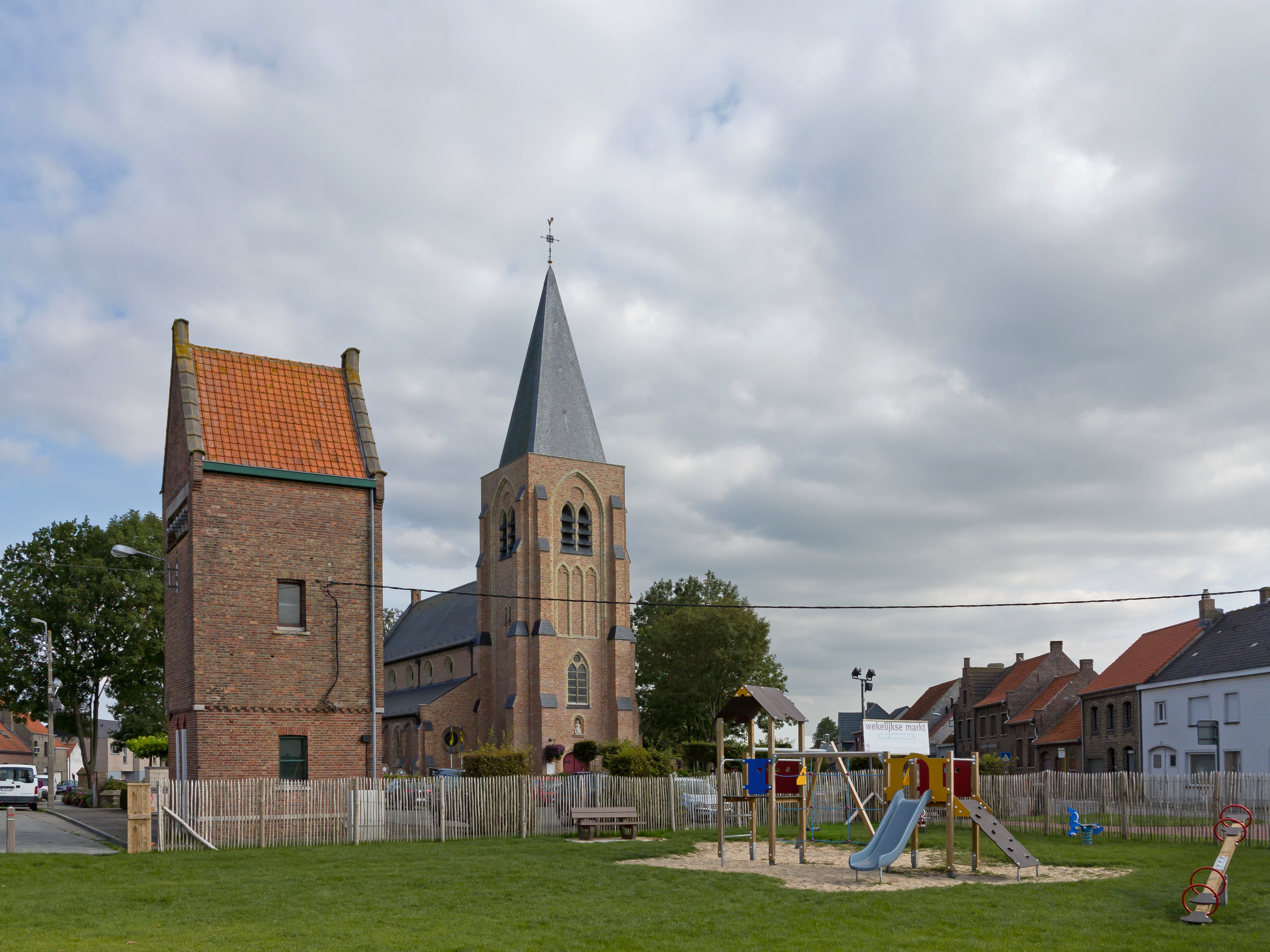 Sint-Pieterskapelle, de Sint-Pieterskerk oeg55080 foto42015-09-28 15.40
