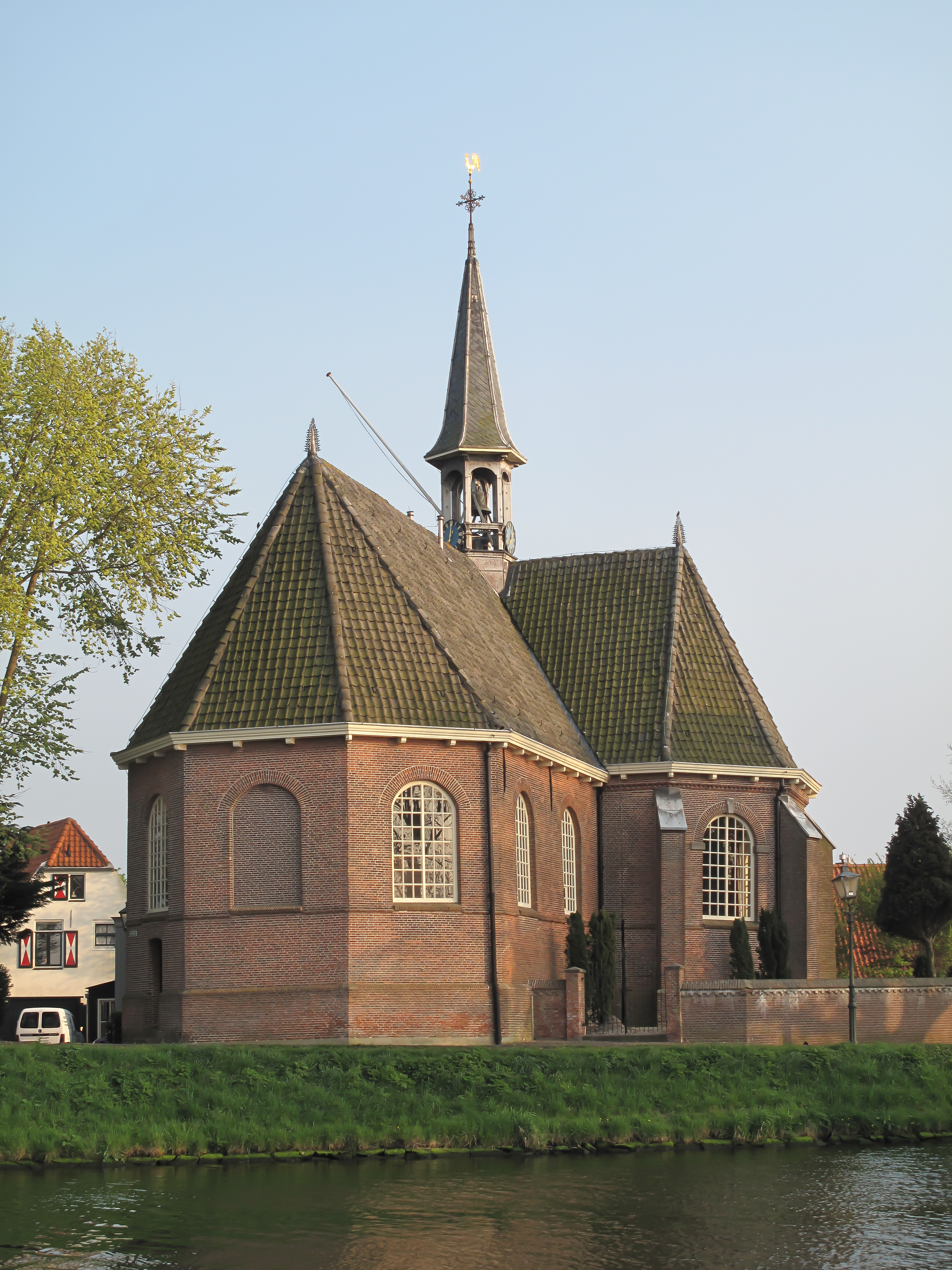 Spaarndam, de Oude Kerk foto2 2011-04-17 19.01
