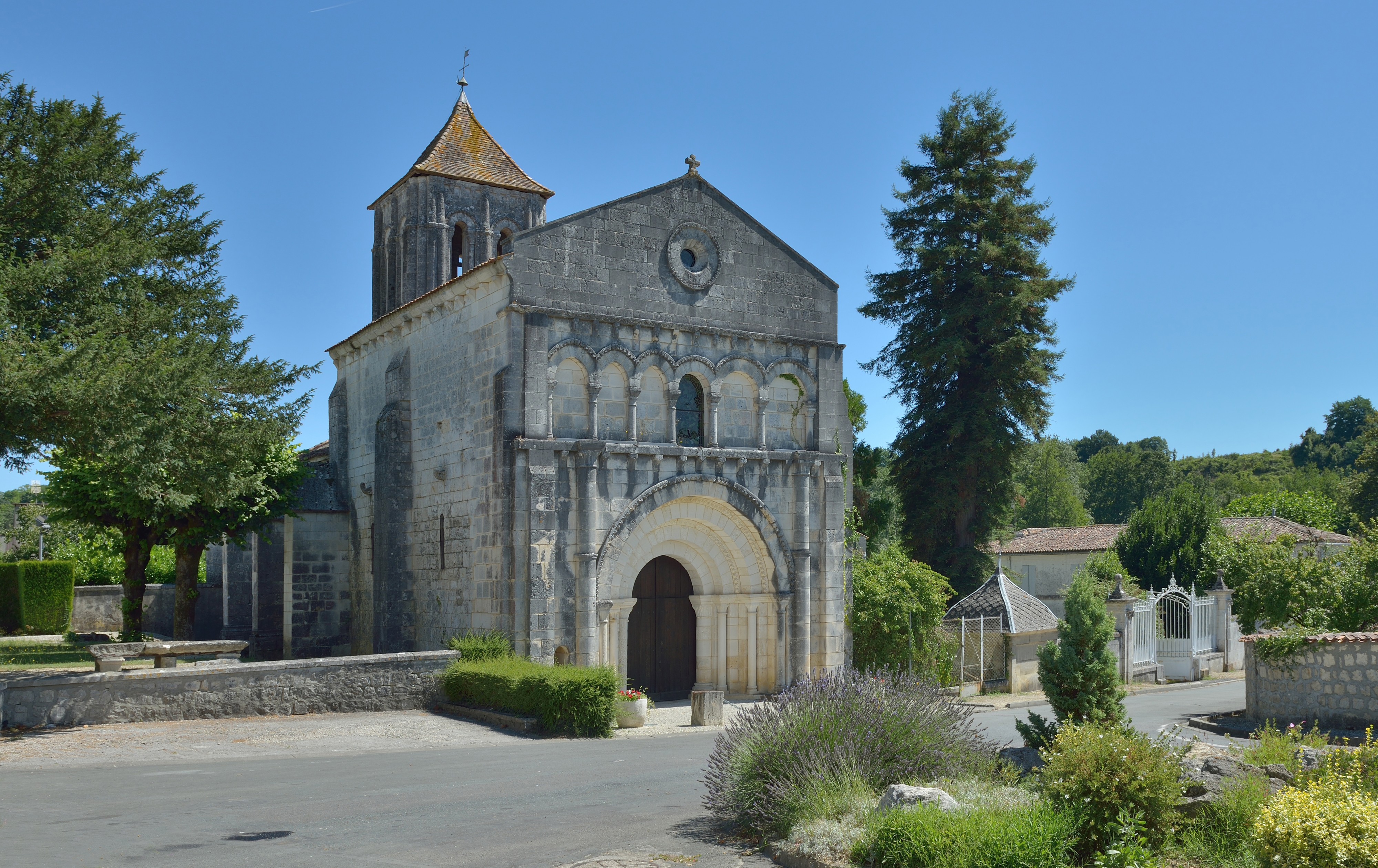 Église Saint Césaire 2013