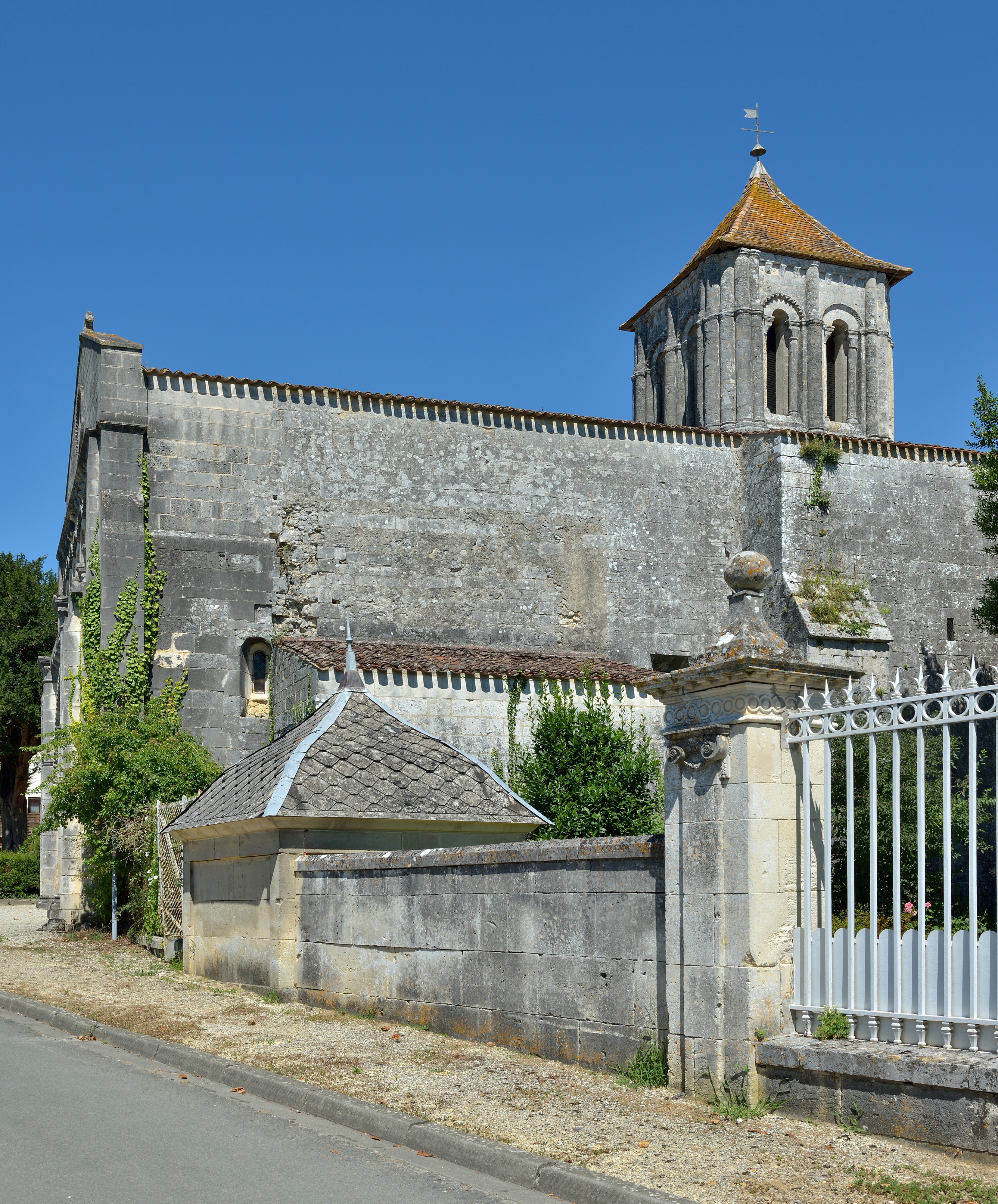 Église Saint Césaire 2013 sud
