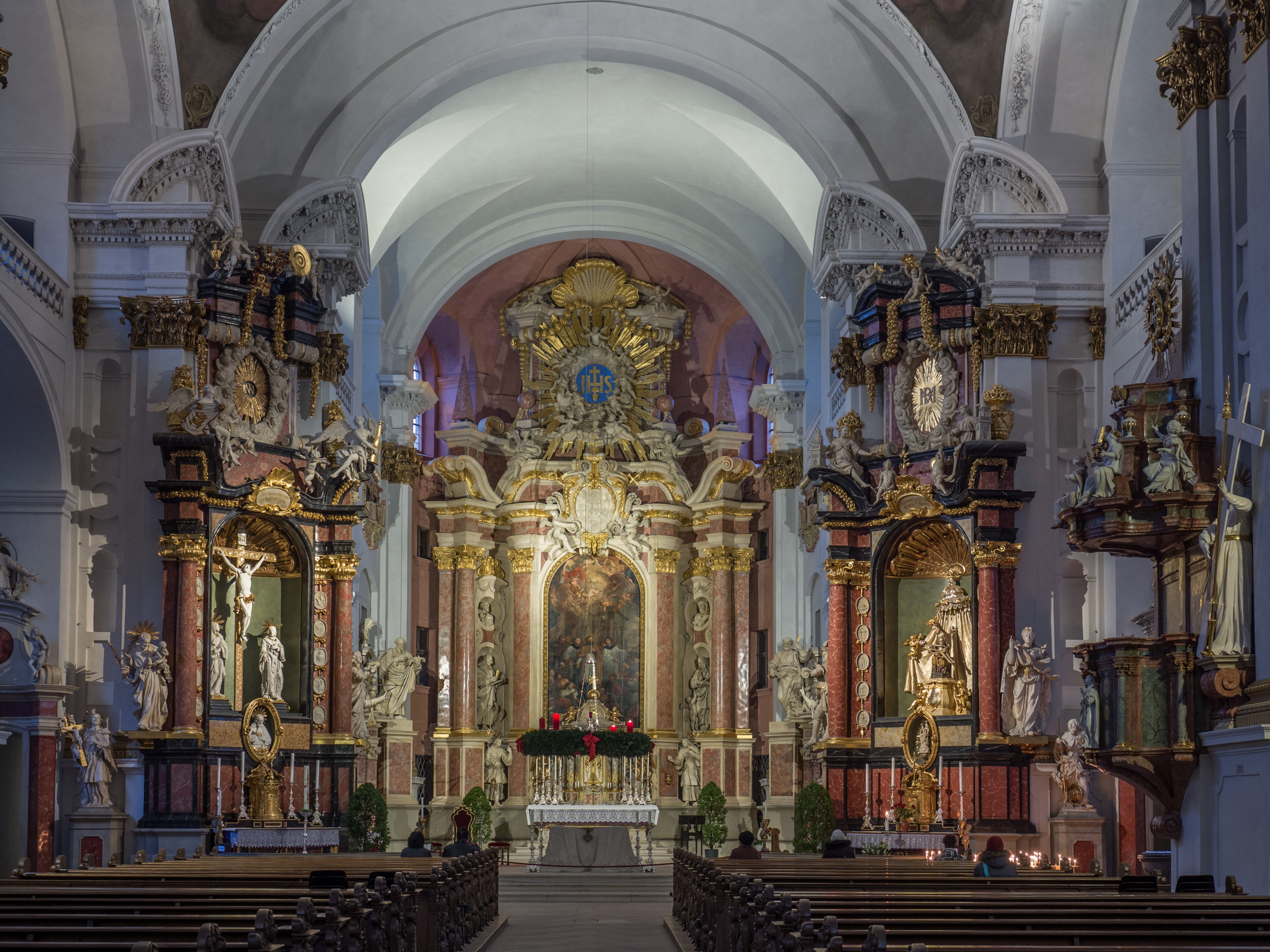 Bamberg-Martinskirche-Innenraum-PC150024