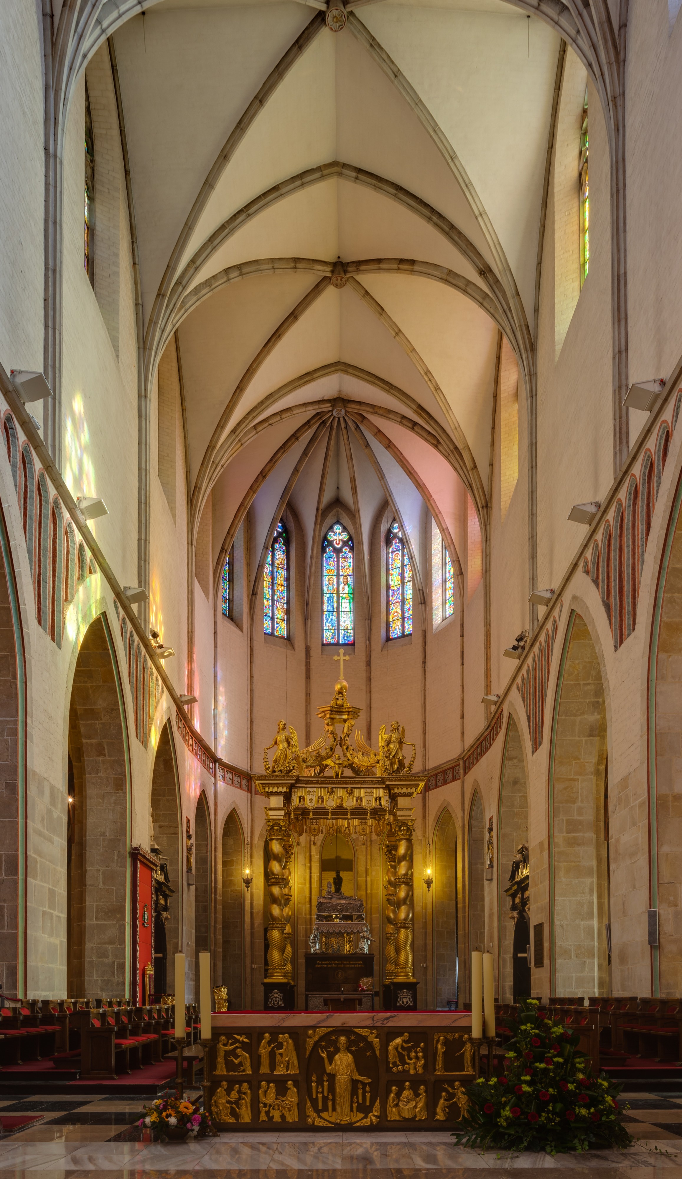 Catedral de Gniezno, Gniezno, Polonia, 2014-09-17, DD 07-09 HDR