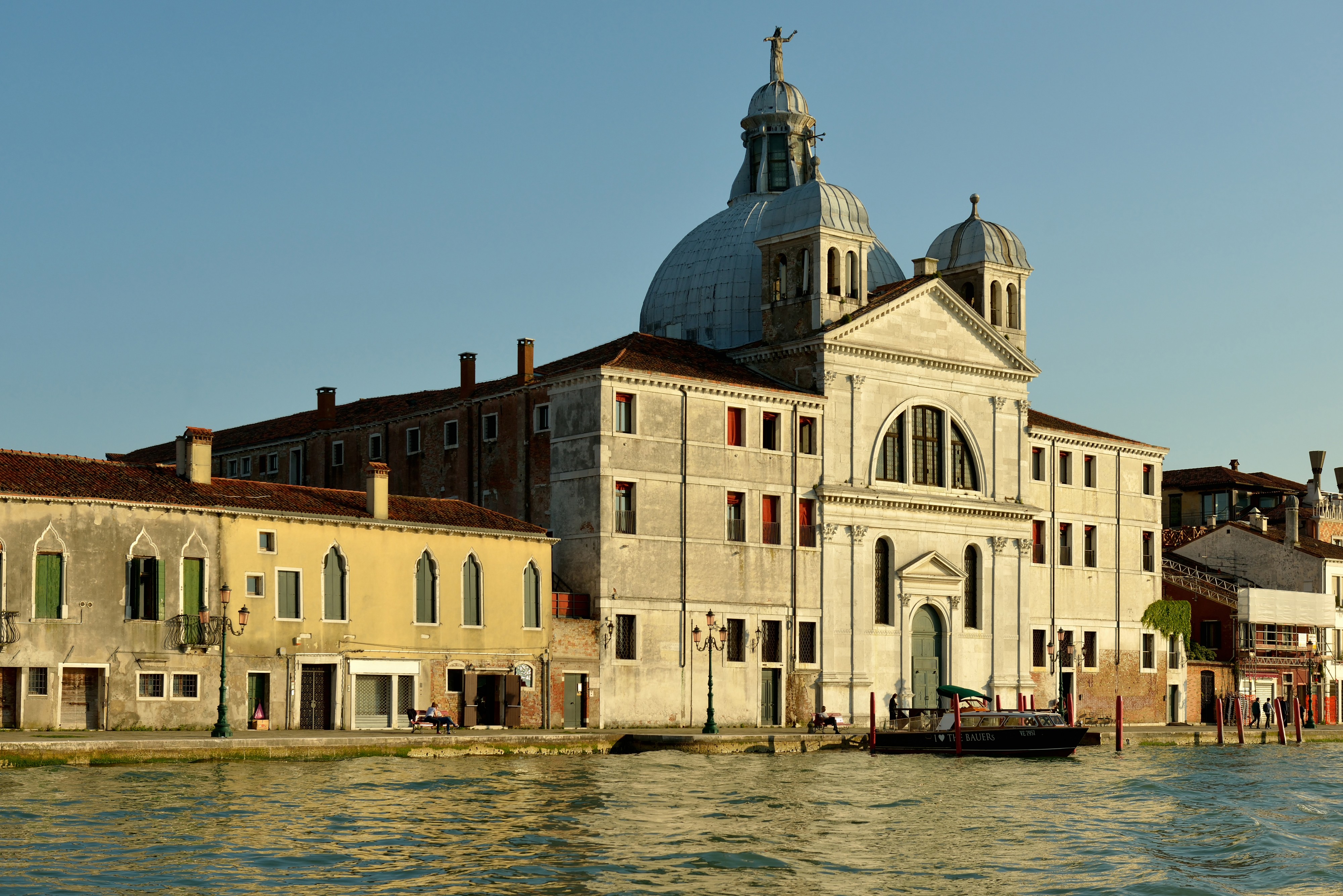 Chiesa delle Zitelle Giudecca Venezia sera