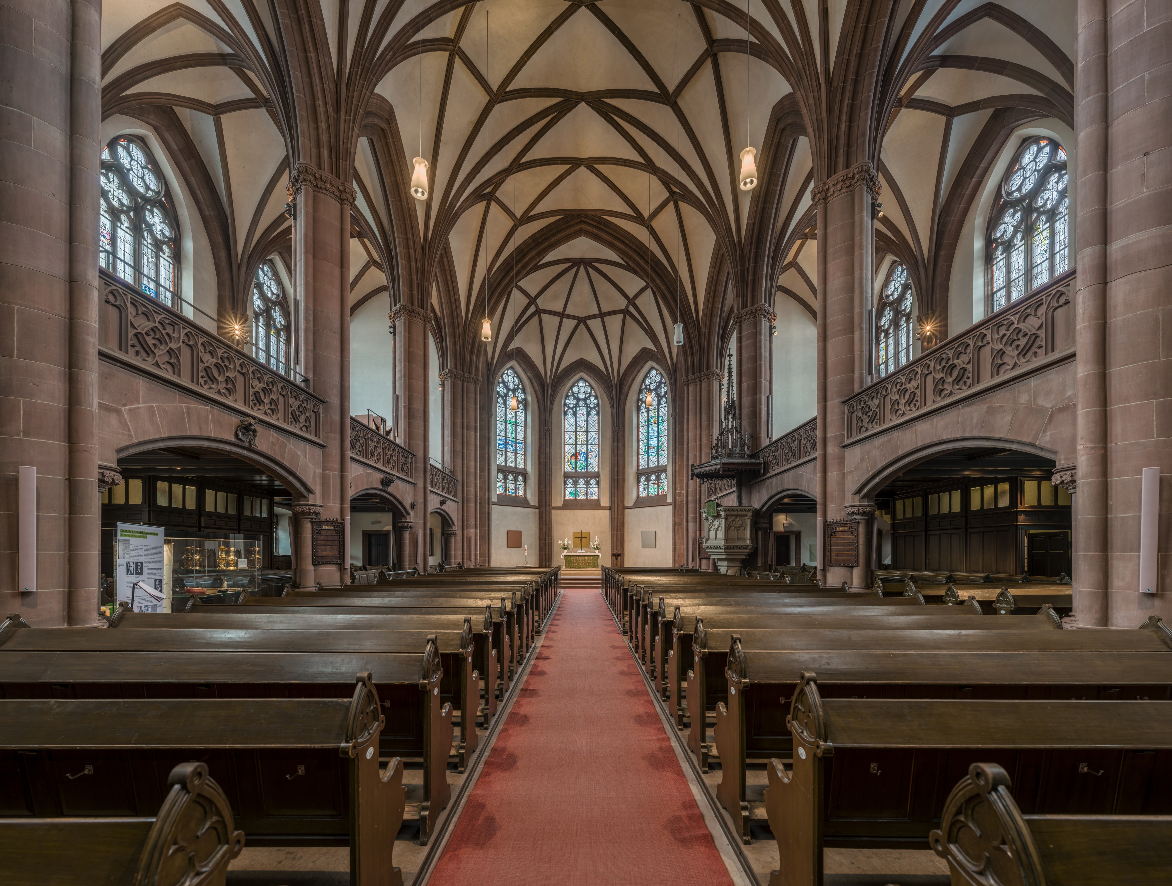 Dreikönigskirche, Frankfurt, Nave 20150820 4