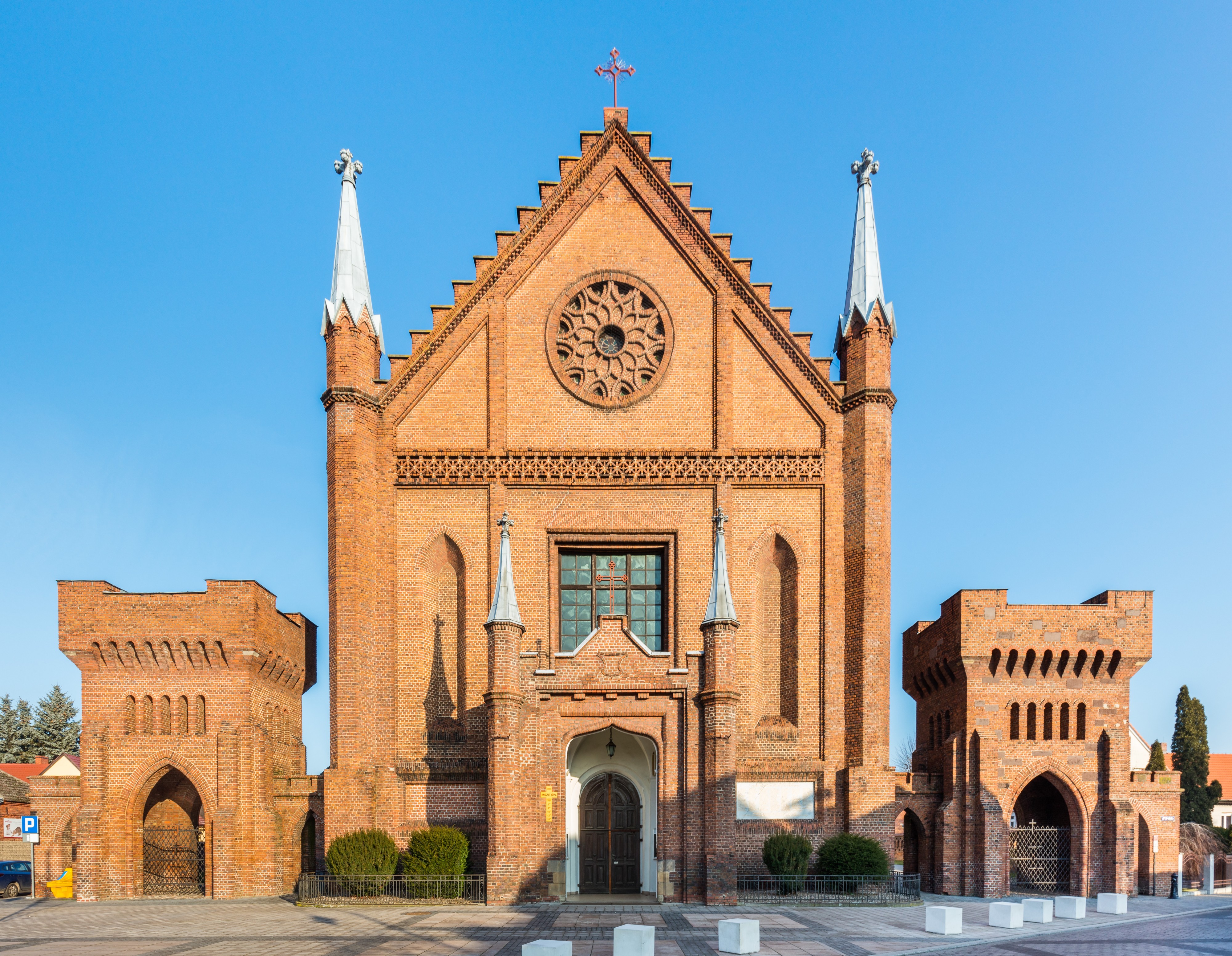 Iglesia de Todos los Santos, Kórnik, Polonia, 2016-12-21, DD 14