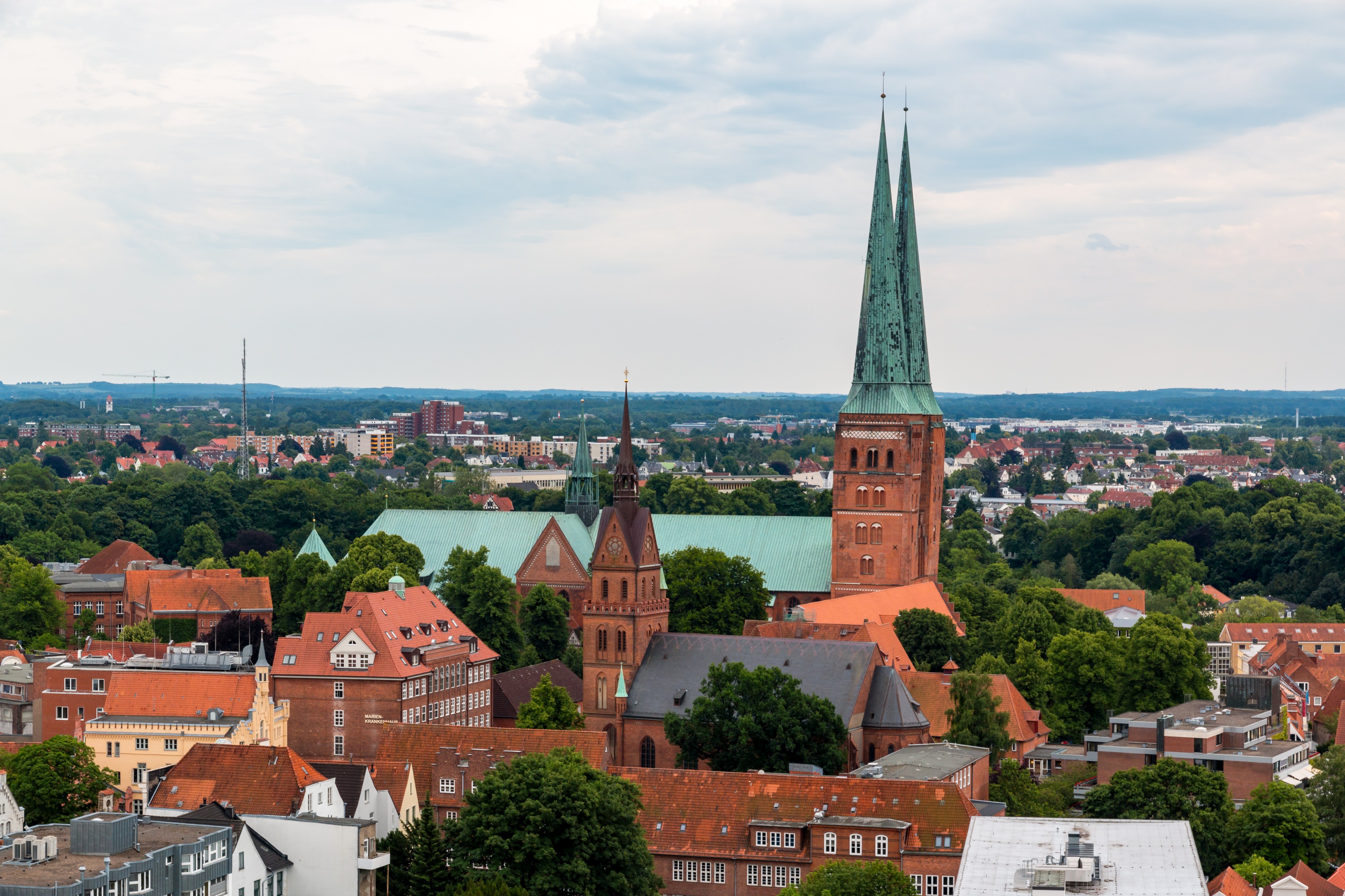 Lübeck, Aussicht vom Turm der St.-Petri-Kirche -- 2017 -- 0358