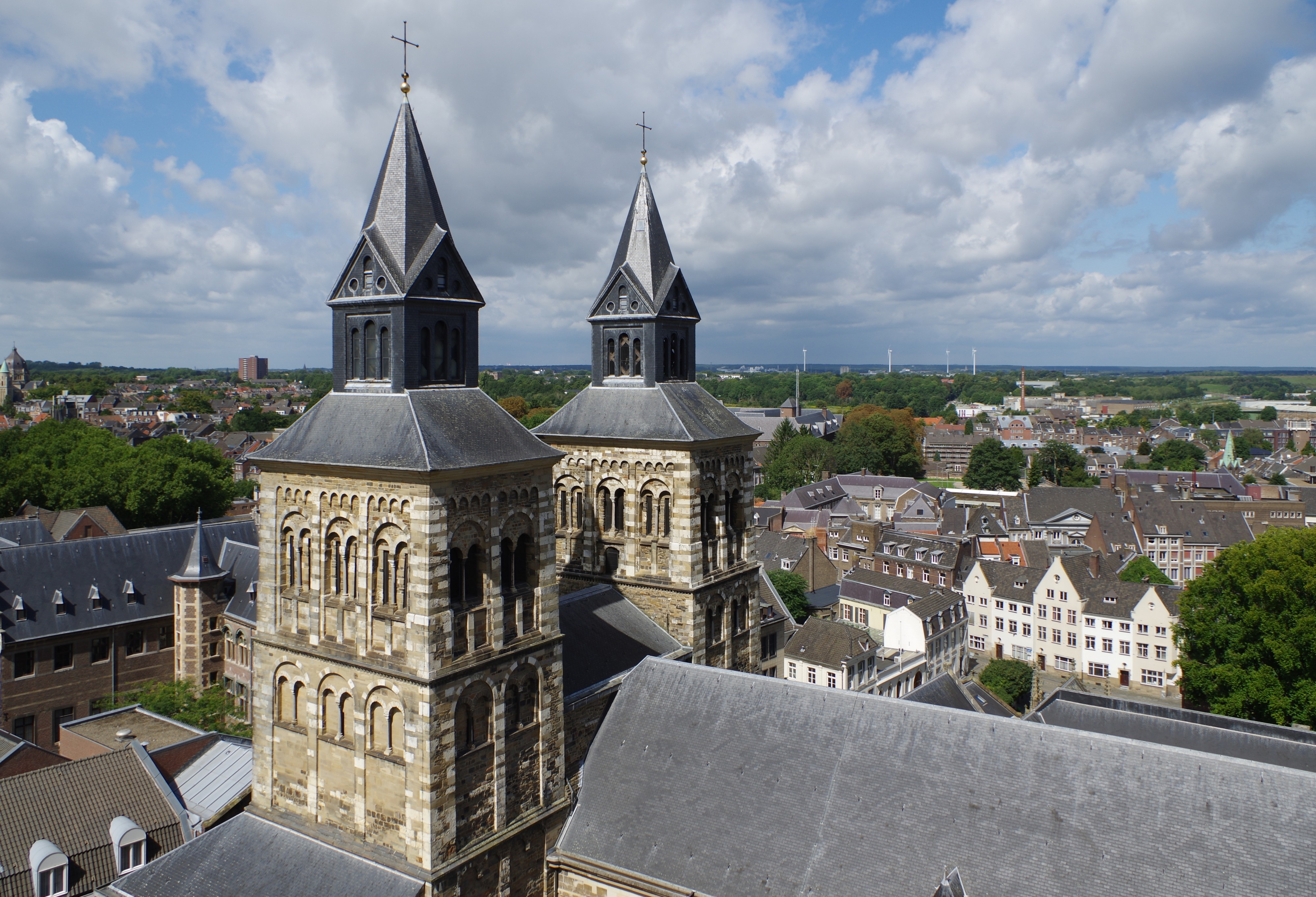 Maastricht Sint-Servaasbasiliek BW 2017-08-19 11-53-57