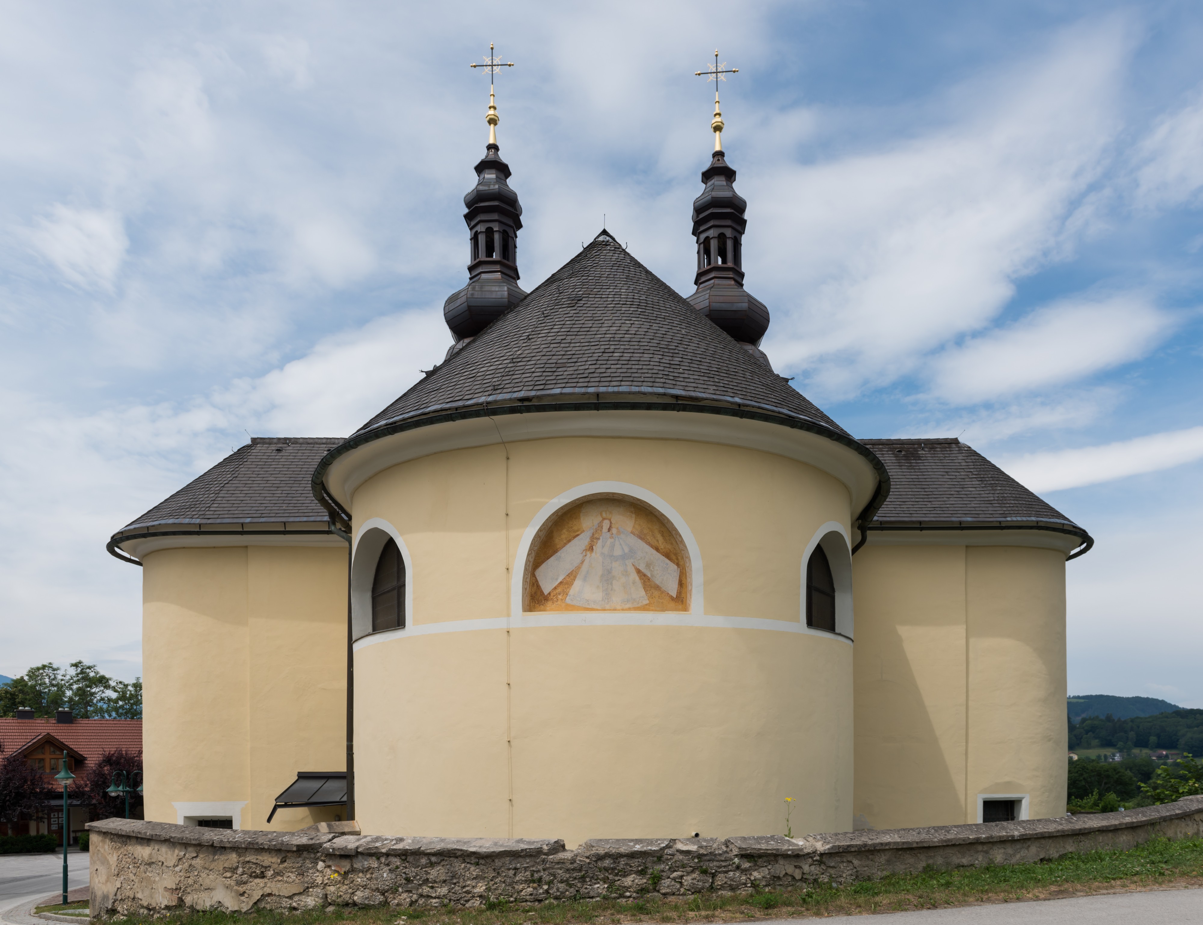 Maria Rain Wallfahrtskirche Mariae Himmelfahrt Ost-Ansicht 18062015 4920