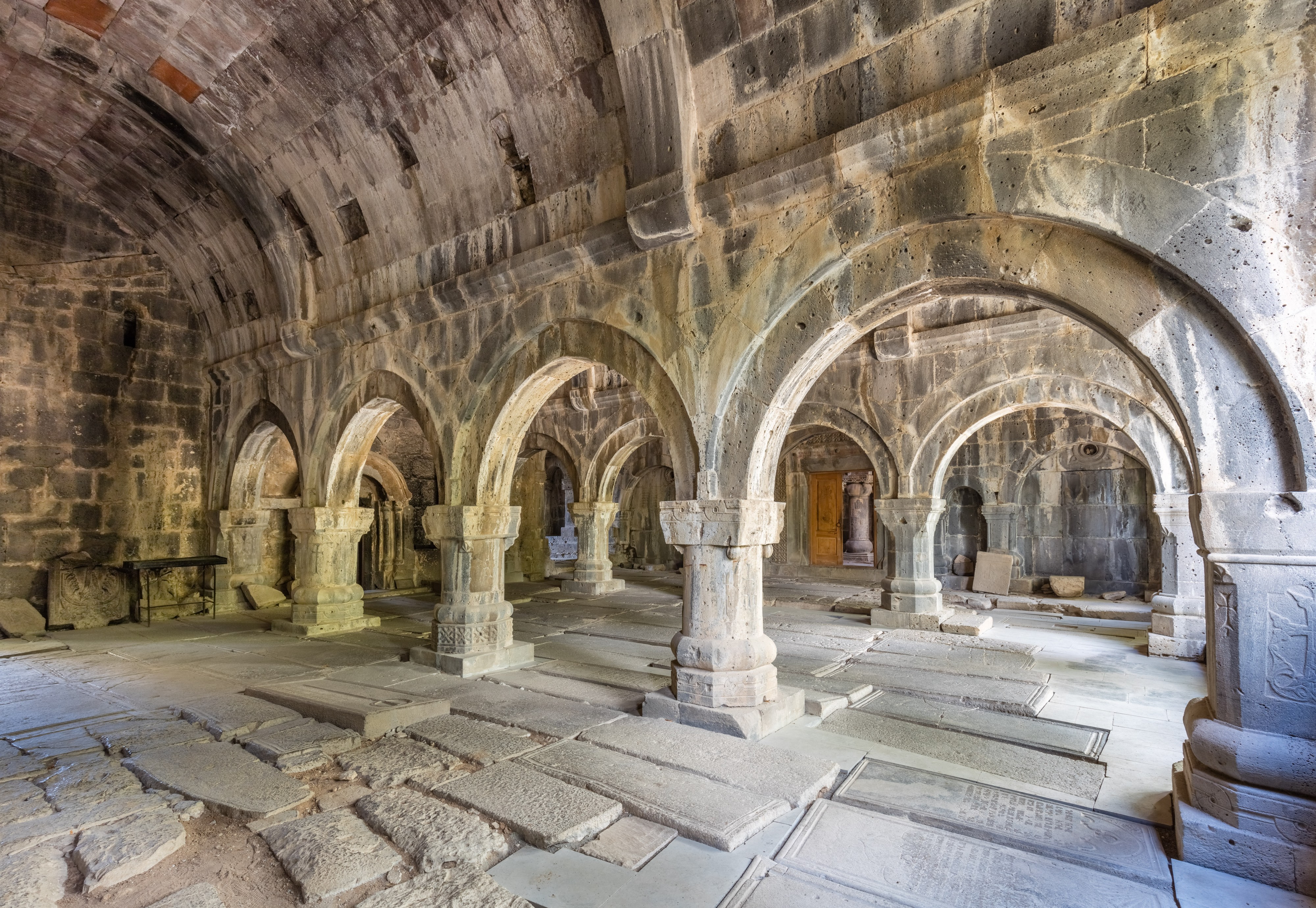Monasterio de Sanahin, Armenia, 2016-09-30, DD 44-46 HDR