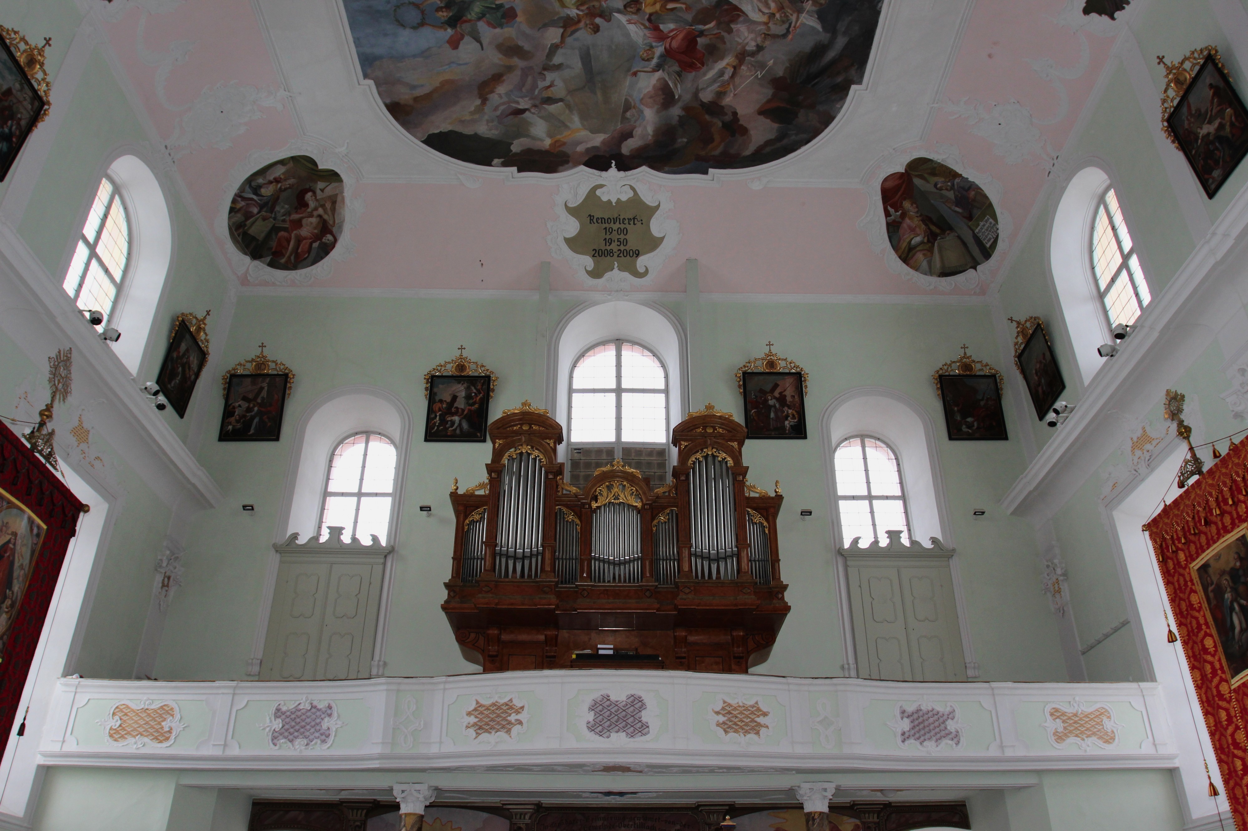 Orgel Kath. Pfarrkirche hl. Ulrich, Obertilliach, Tirol, Österreich.