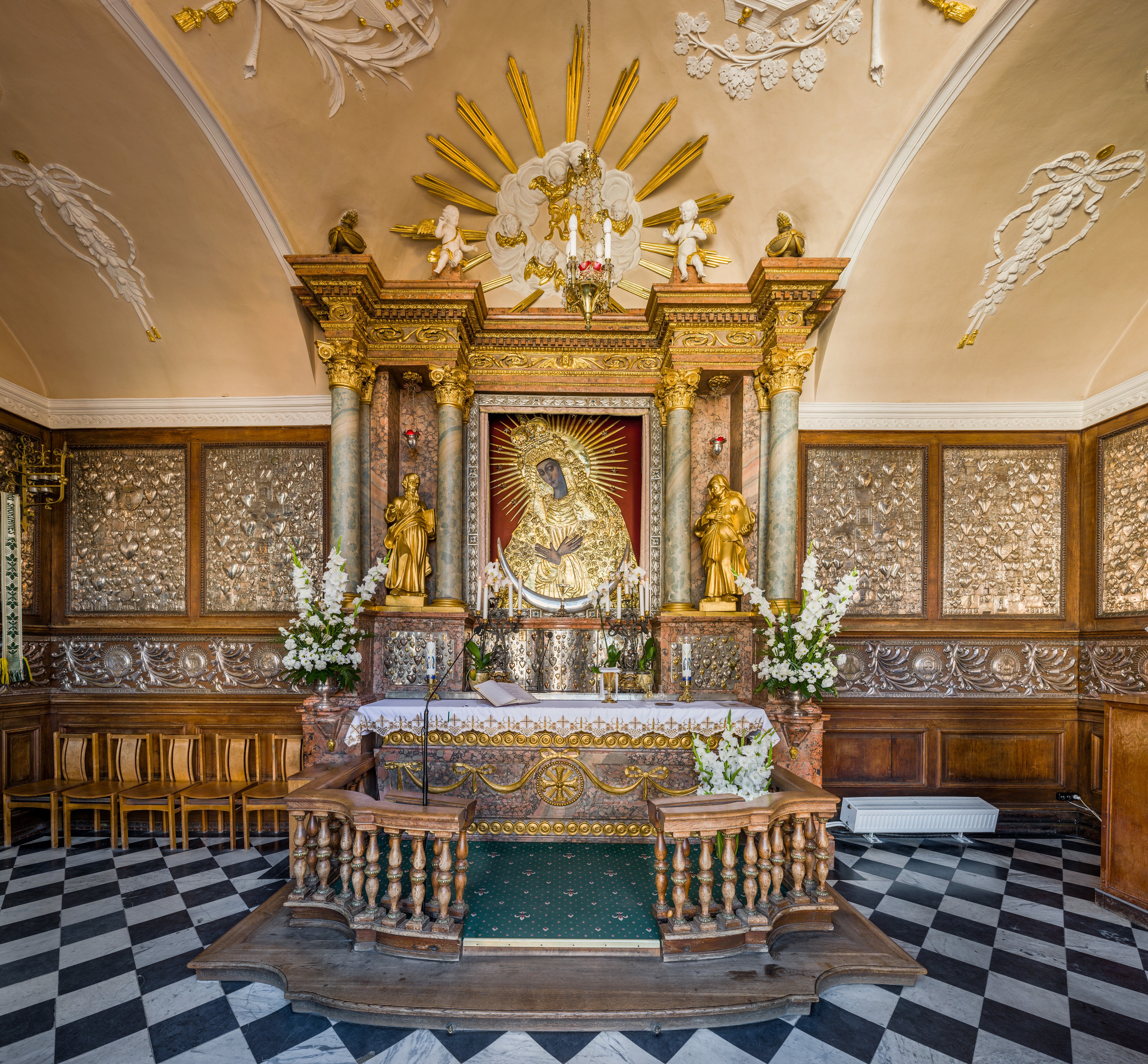Our Lady of the Gate of Dawn Interior, Vilnius, Lithuania - Diliff