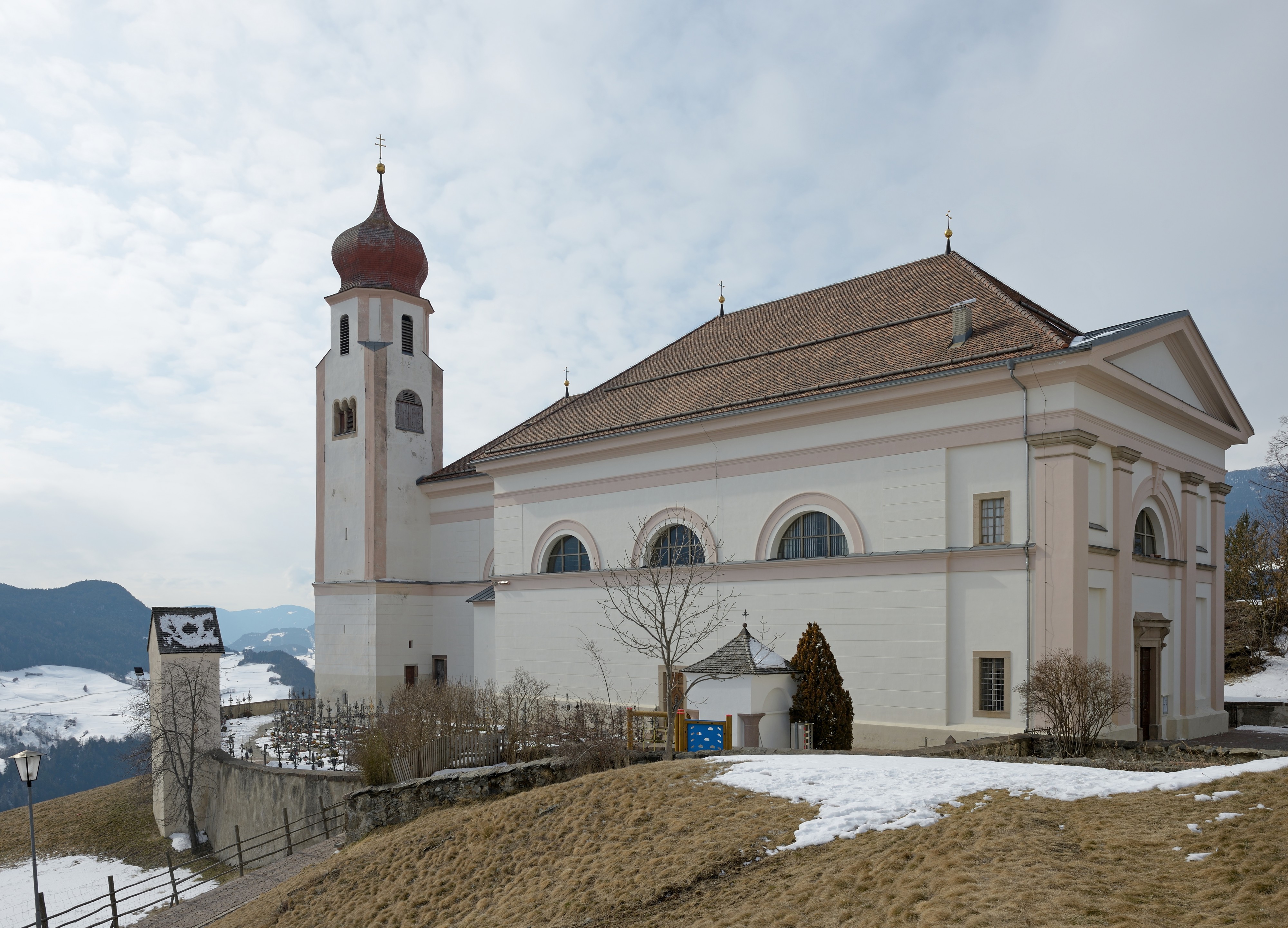 Pfarrkirche Lajen Gesamtansicht