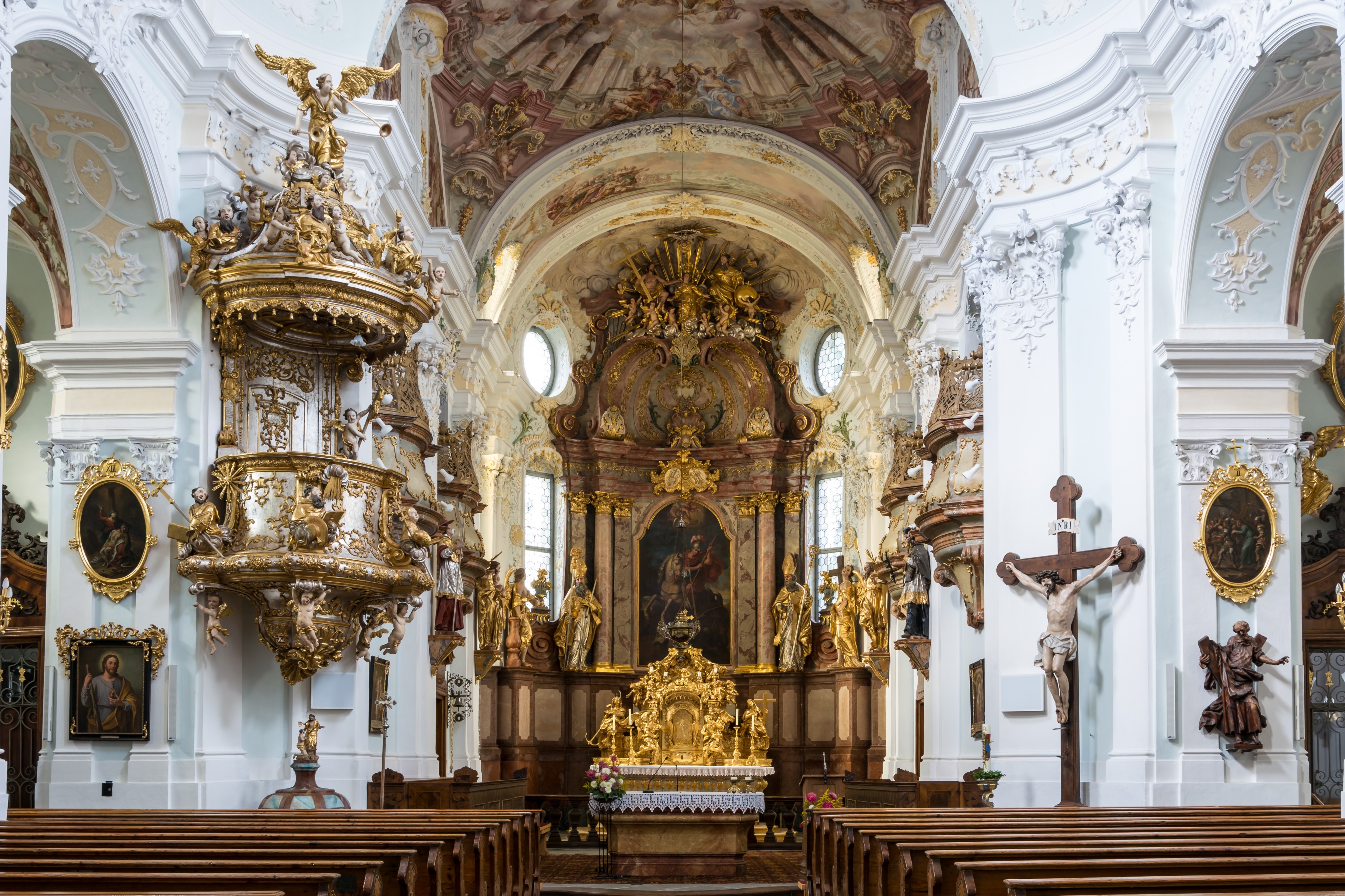Pfarrkirchen Pfarrkirche Mittelschiff