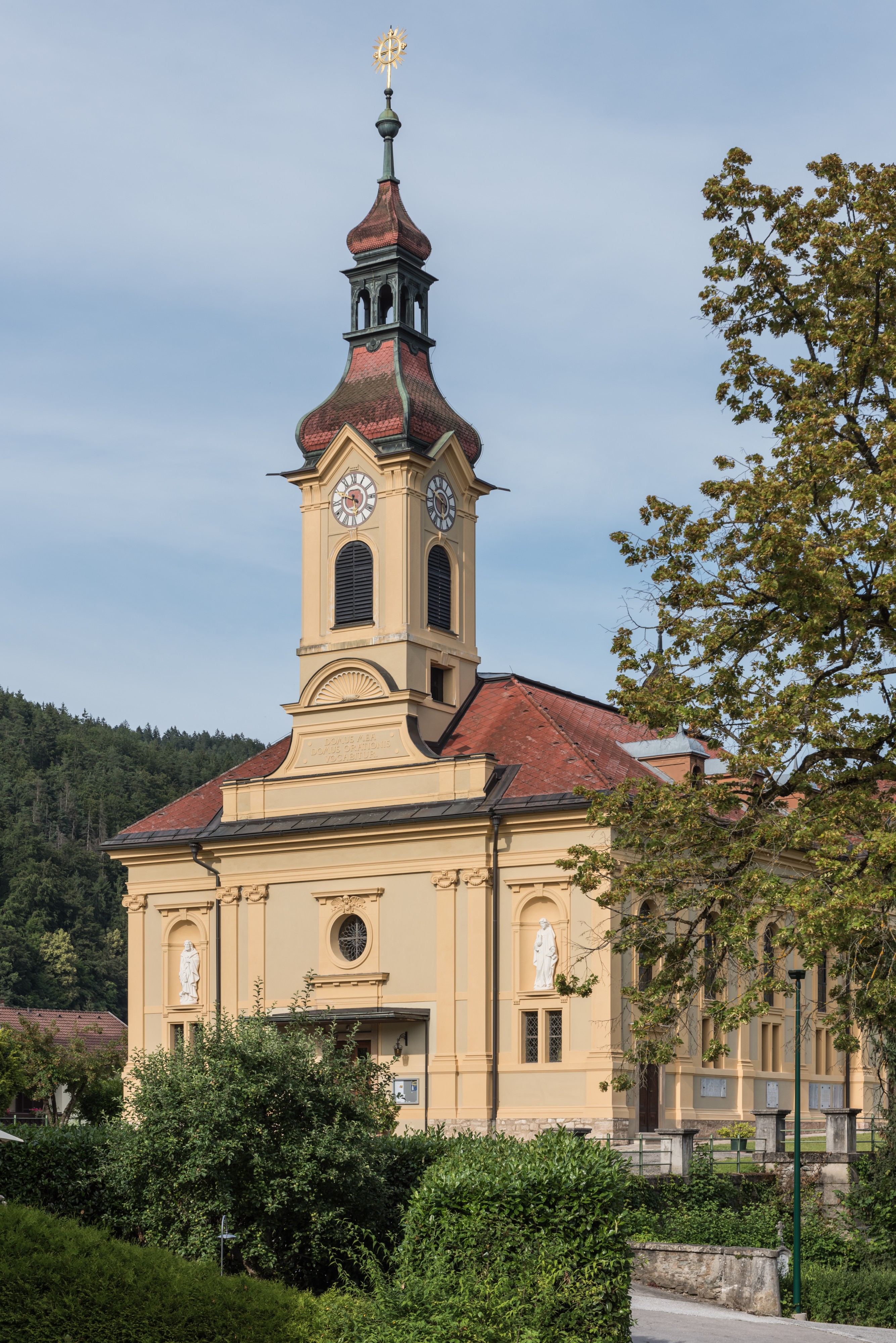 Poertschach Pfarrkirche hl Johannes d T SW-Ansicht 26062016 2880