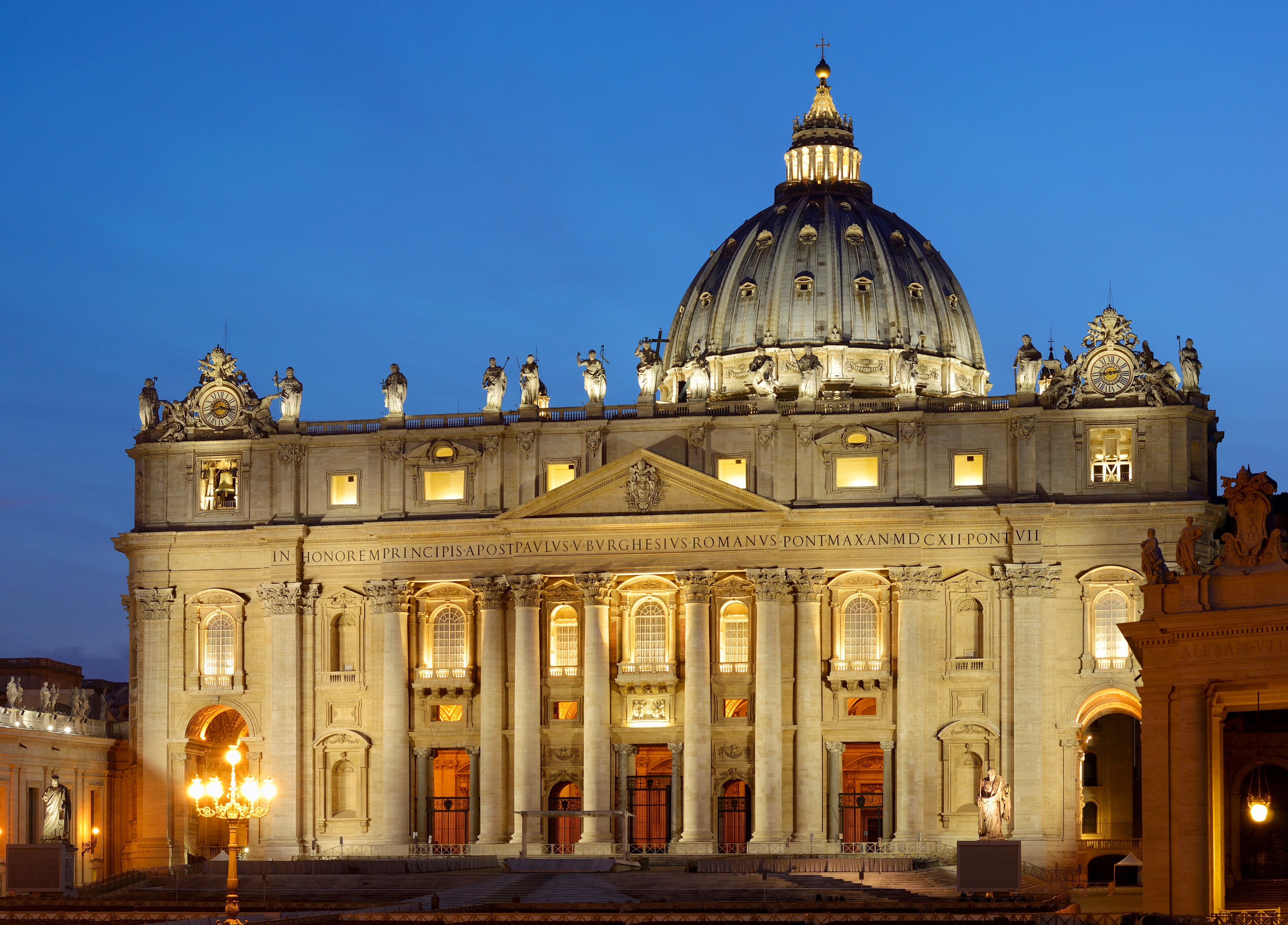 Saint Peter's Basilica at sunset
