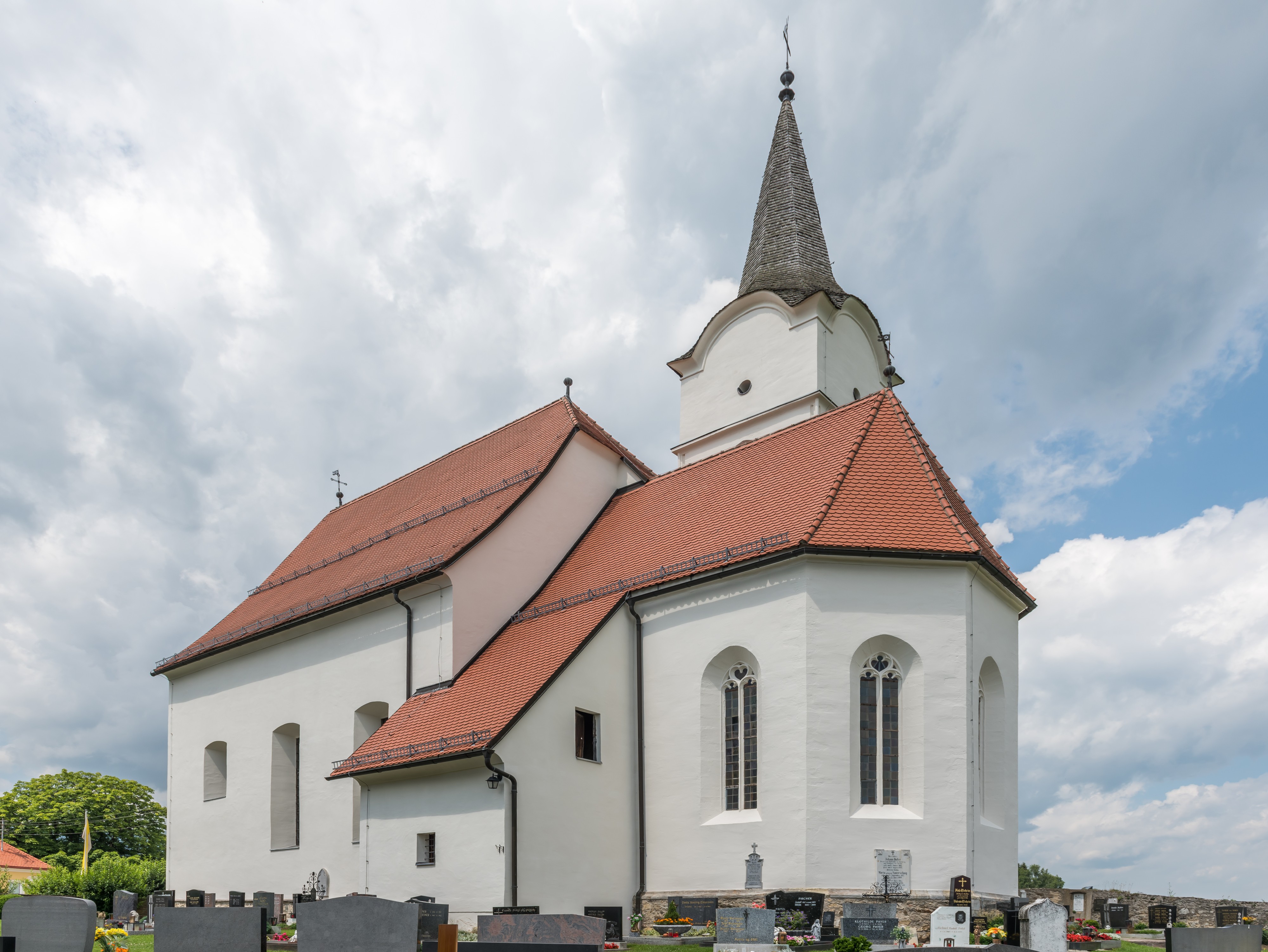 Sankt Andrae Poelling Pfarrkirche hl Johannes d T und Friedhof 15072015 5874