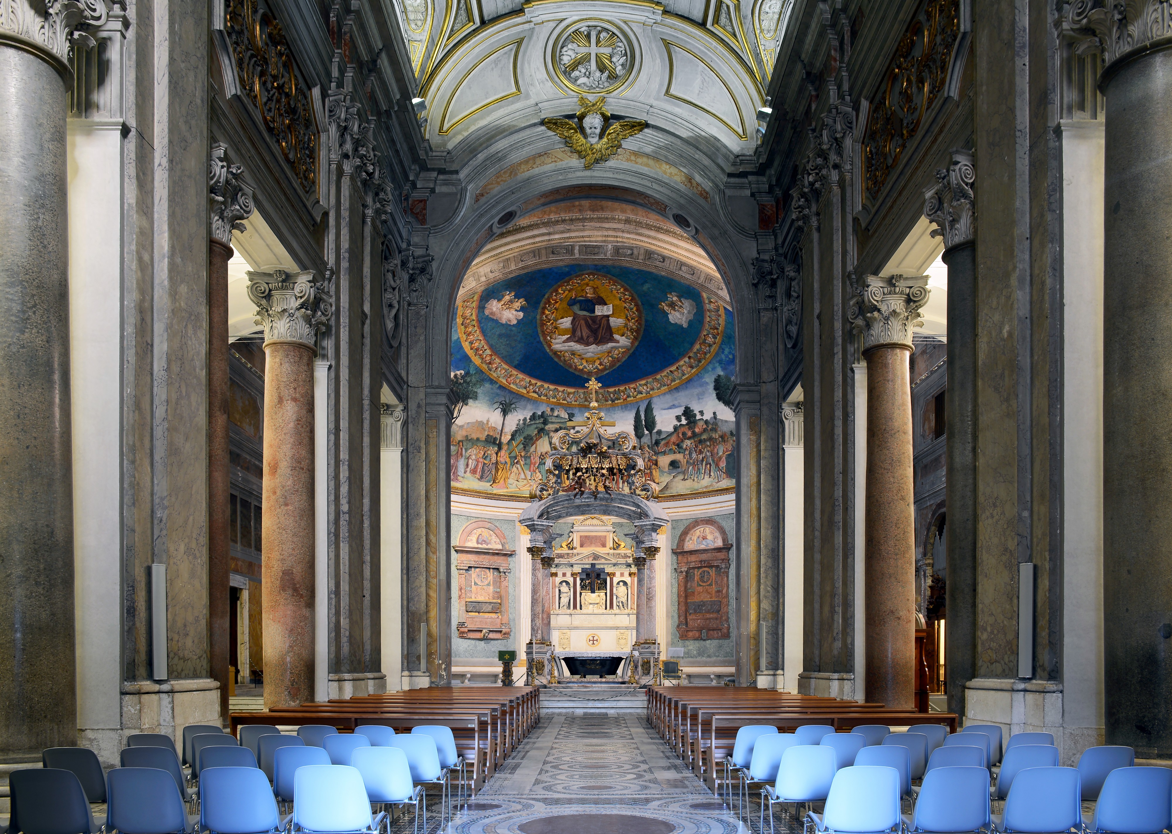 Santa Croce in Gerusalemme (Rome) - interior