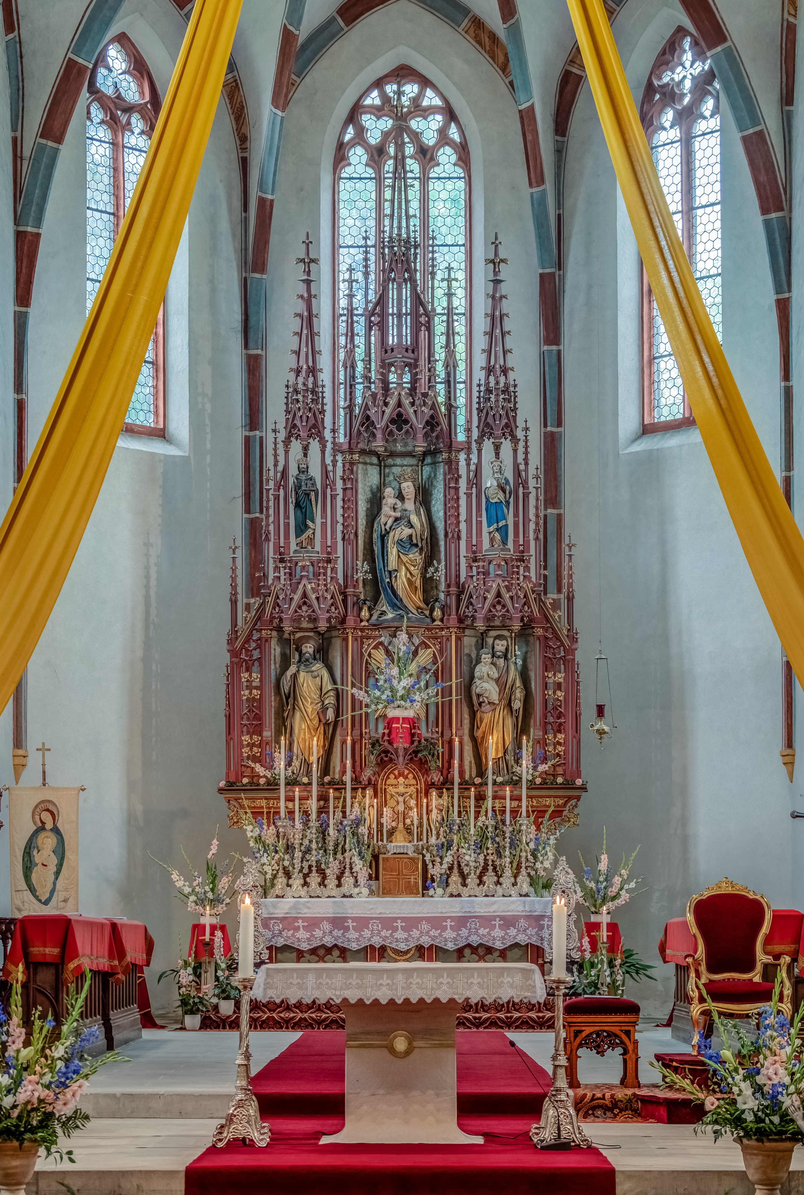 St.Jakob Altar Bamberg 8158719 HDR
