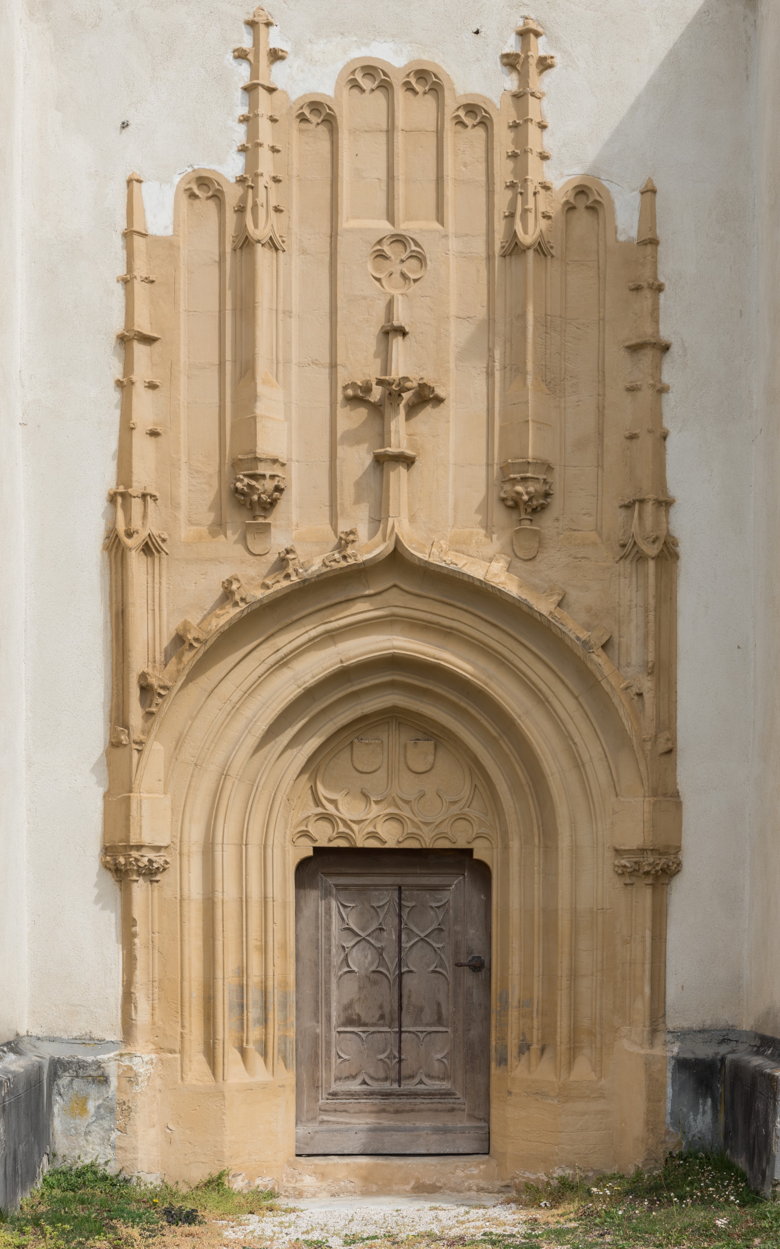 Wolfsberg Sankt Marein Pfarrkirche Mariae Himmelfahrt Sued-Portal 22042015 2469