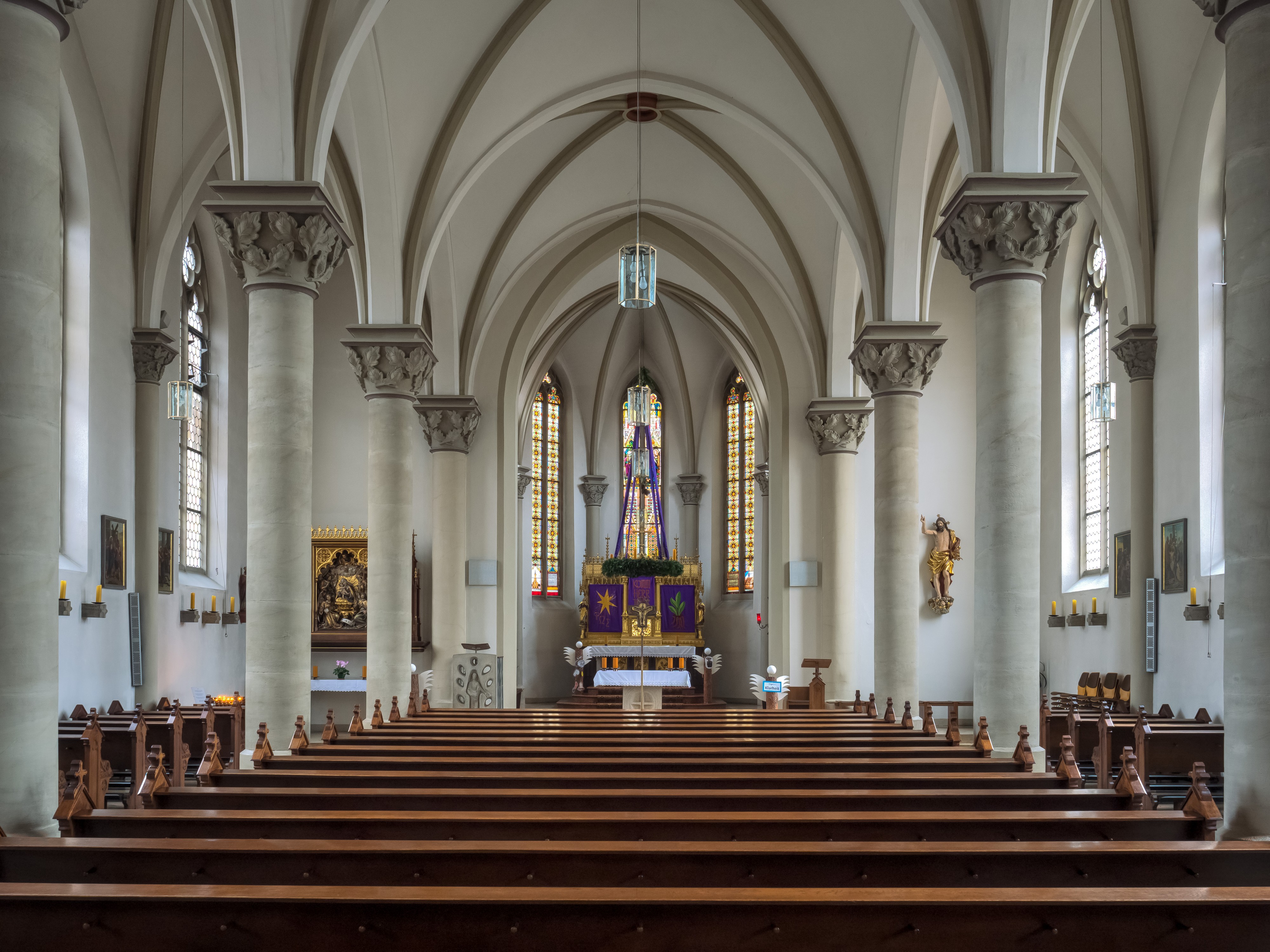 Wunderburg-Kirche-PC180002-HDR