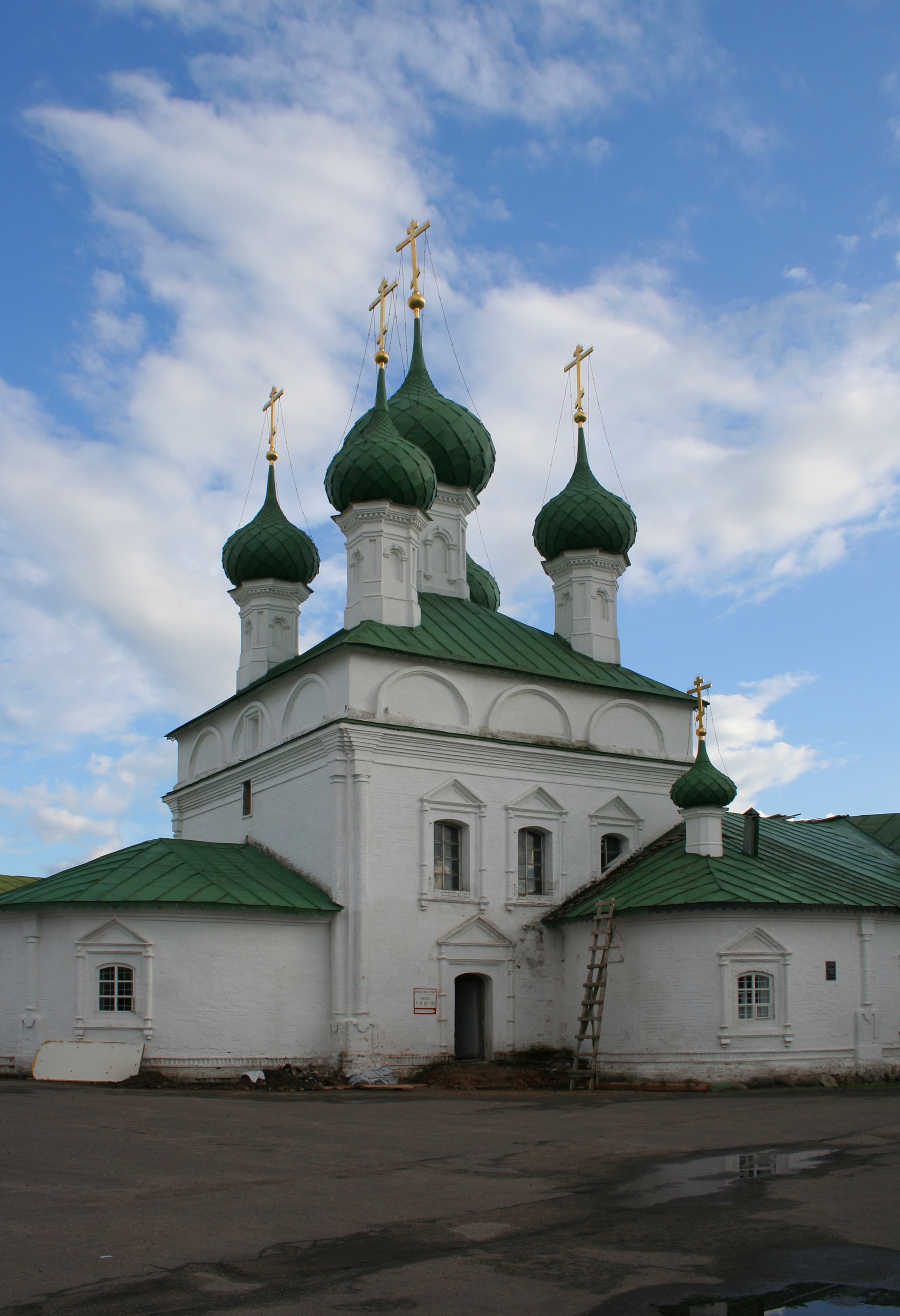 Traderows-church-kostroma
