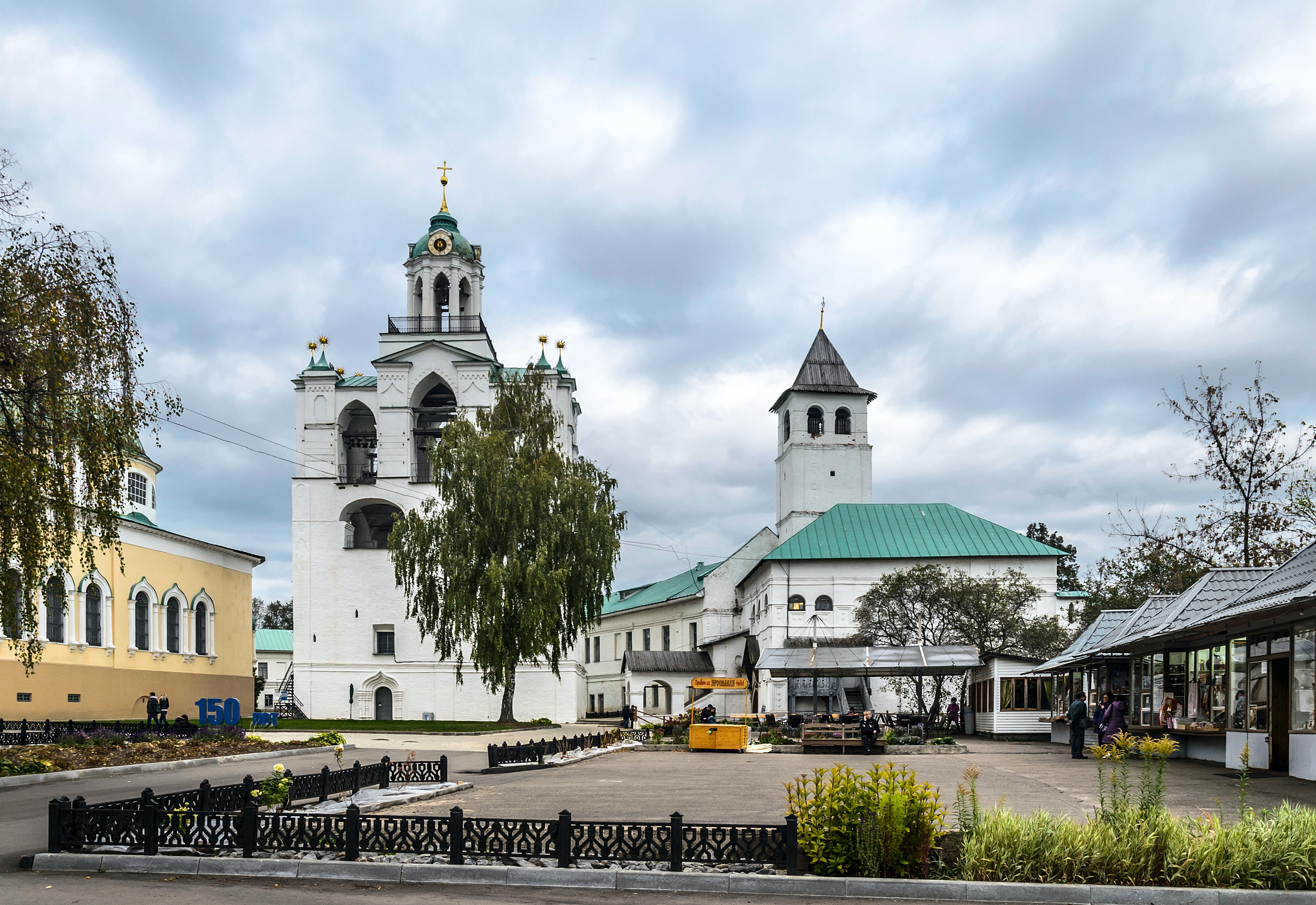 Transfiguration Monastery in Yaroslavl 01