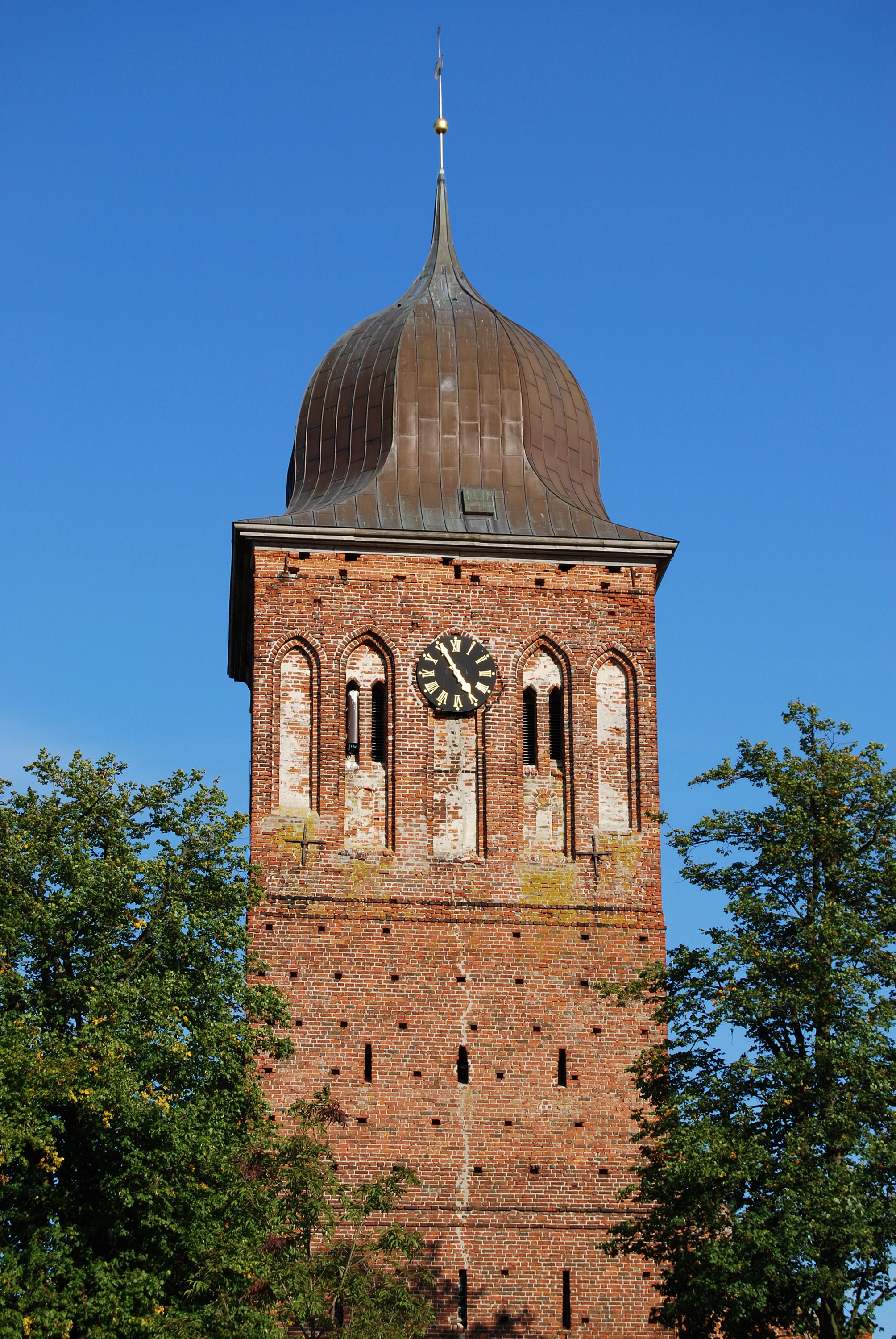 Turm Sankt-Jacob-Kirche Gingst 2012