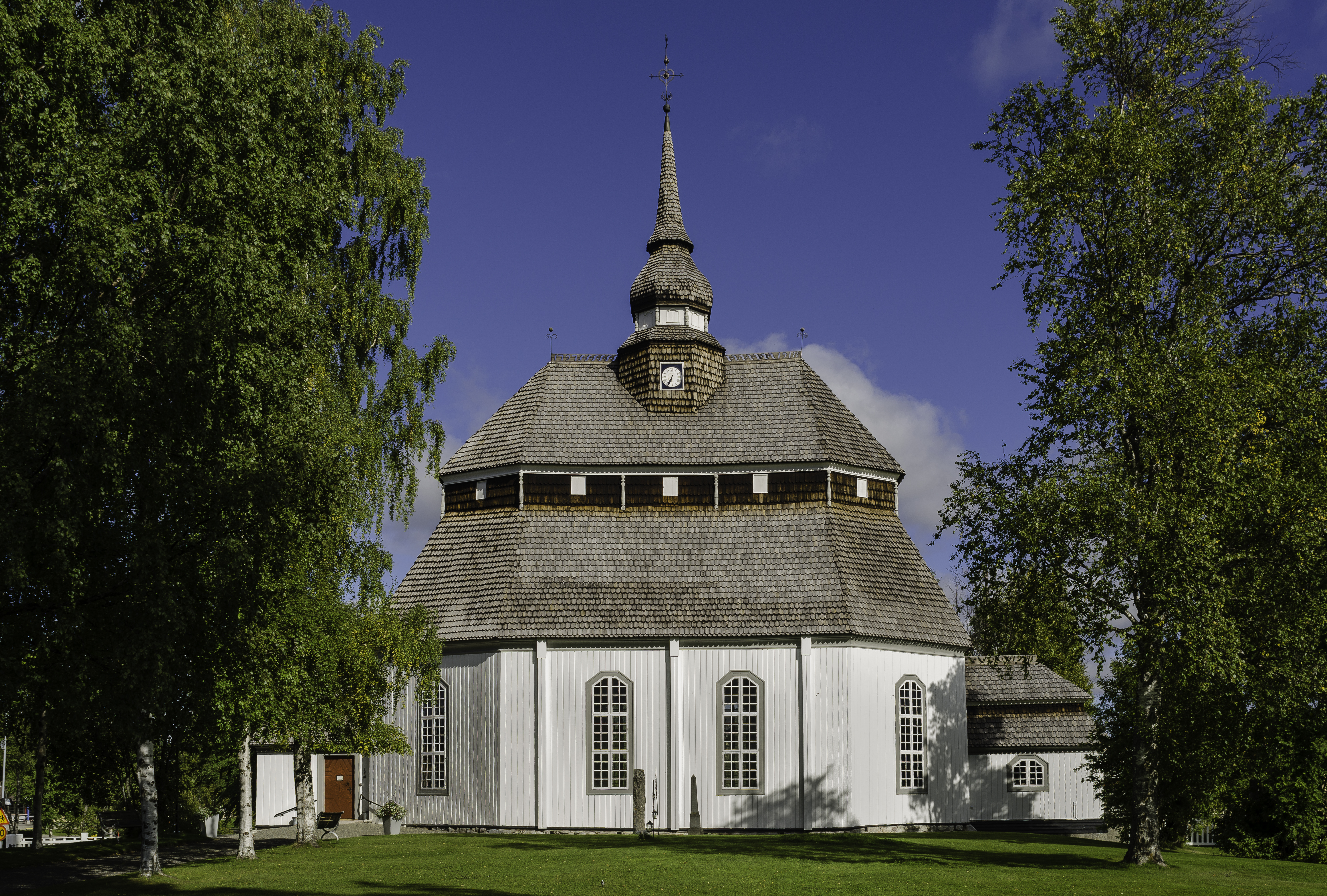 Vemdalens kyrka September 2015 01
