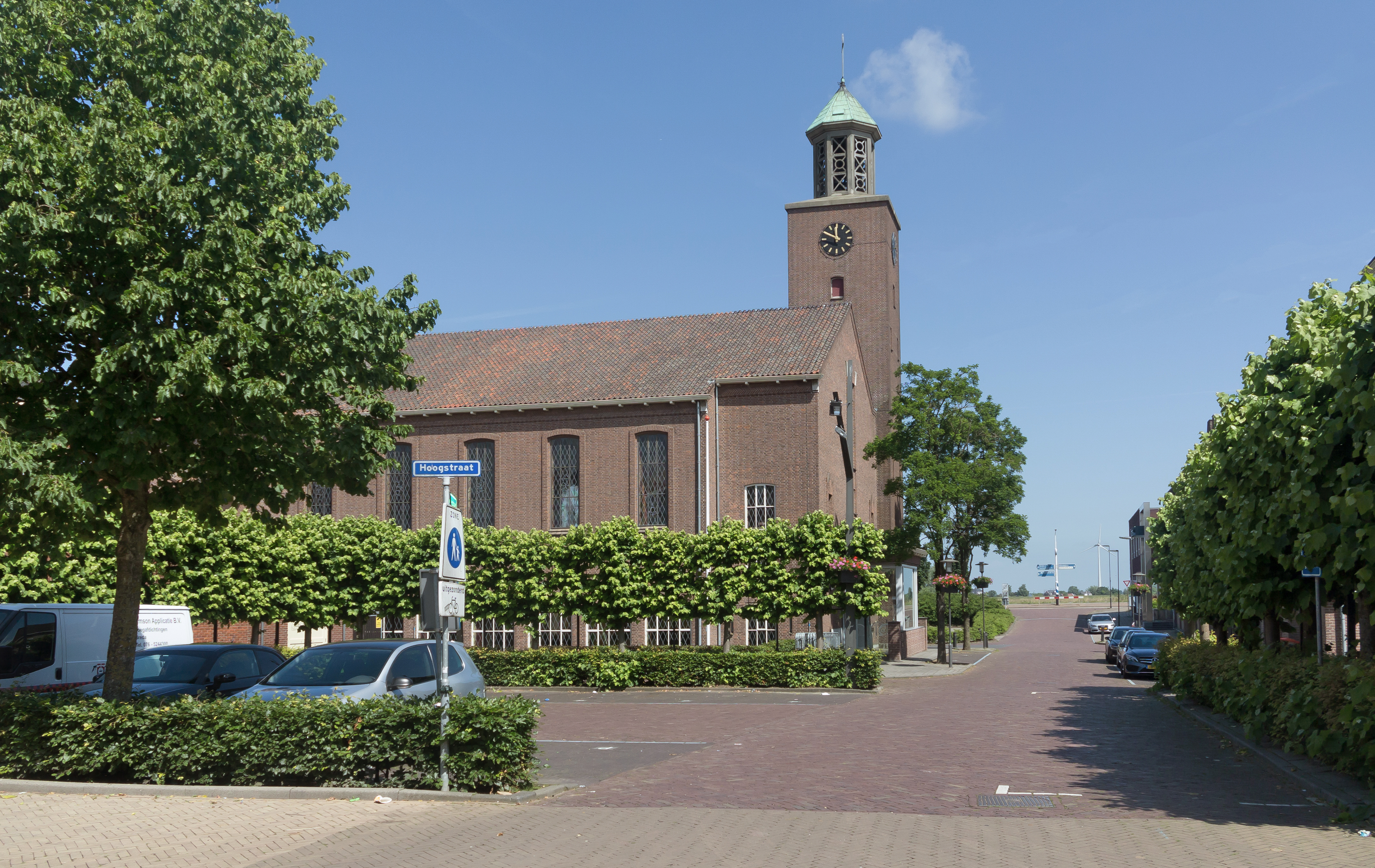 Werkendam, de Maranathakerk foto13 2016-06-19 11.42