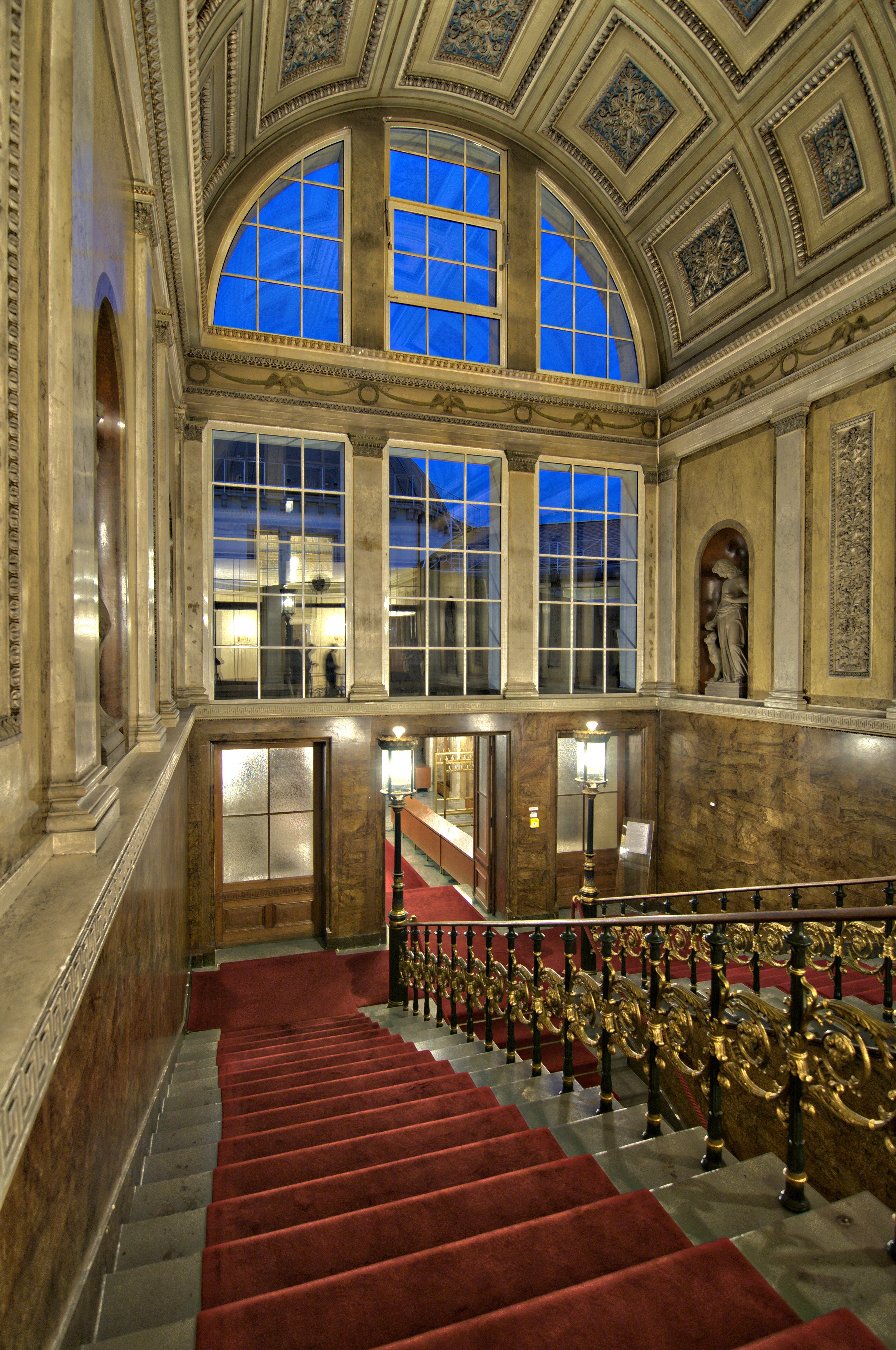 13-02-27-stadtschlosz-wiesbaden-by-RalfR-03
