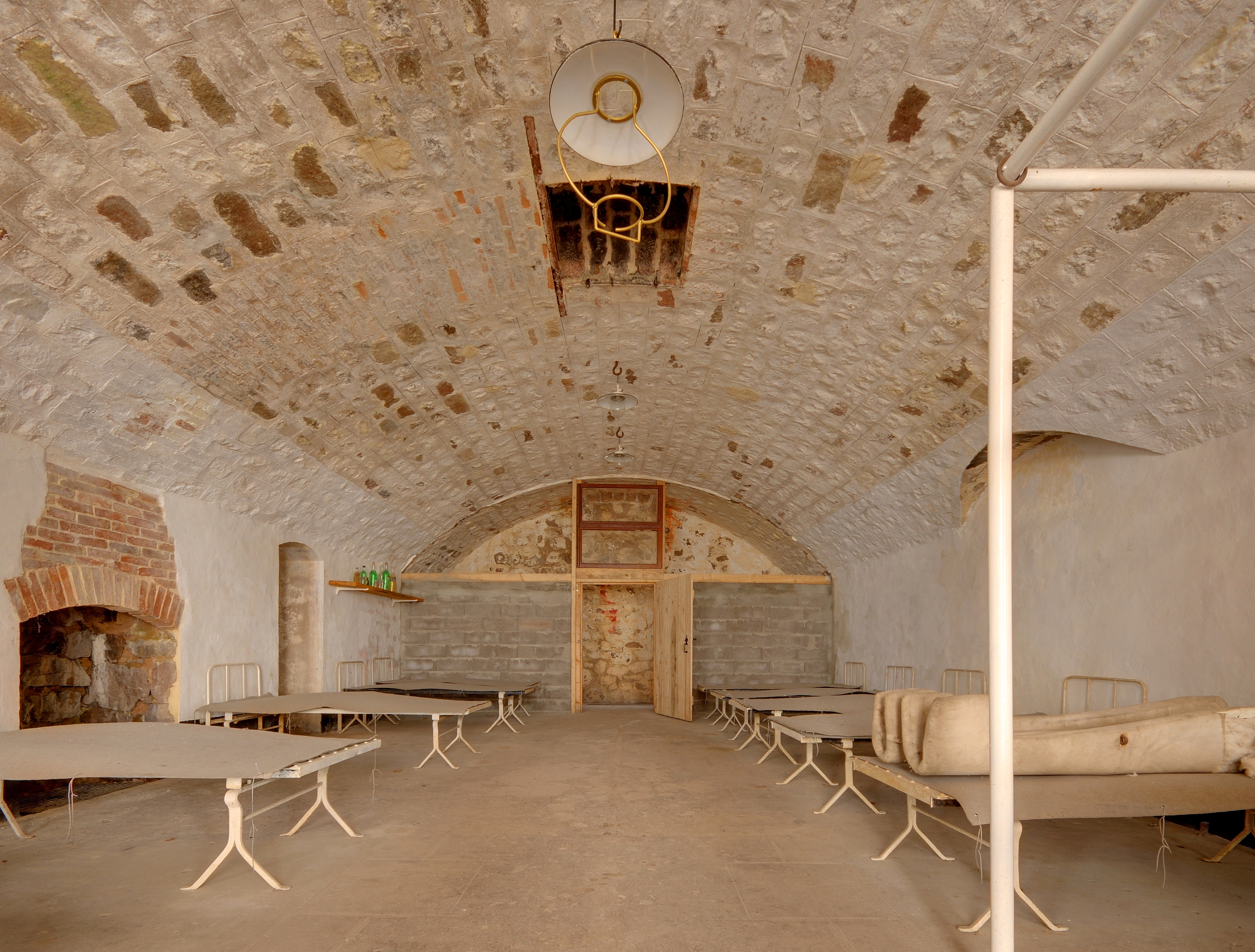 14-48-53-fort-parmont