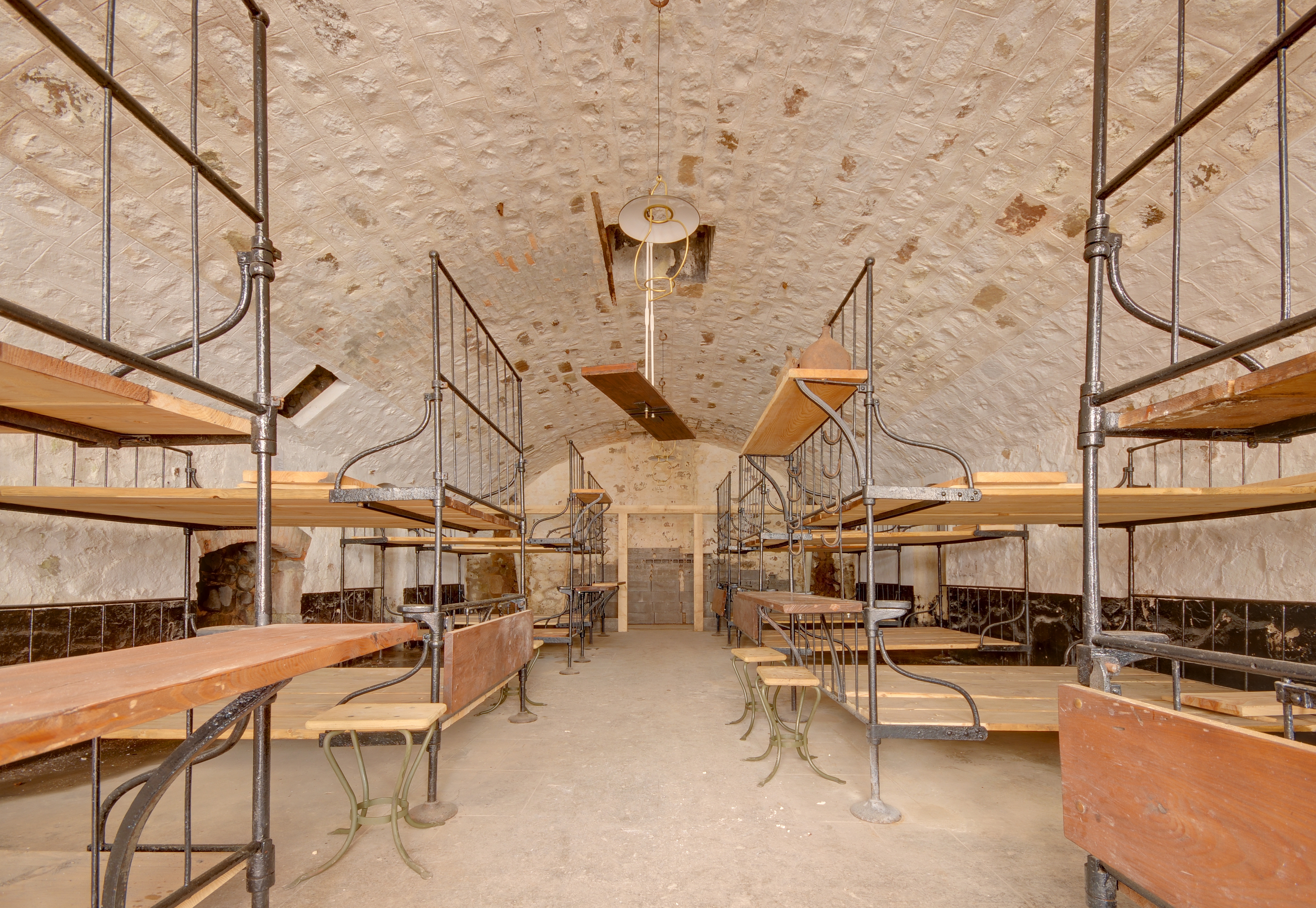 15-15-04-fort-parmont