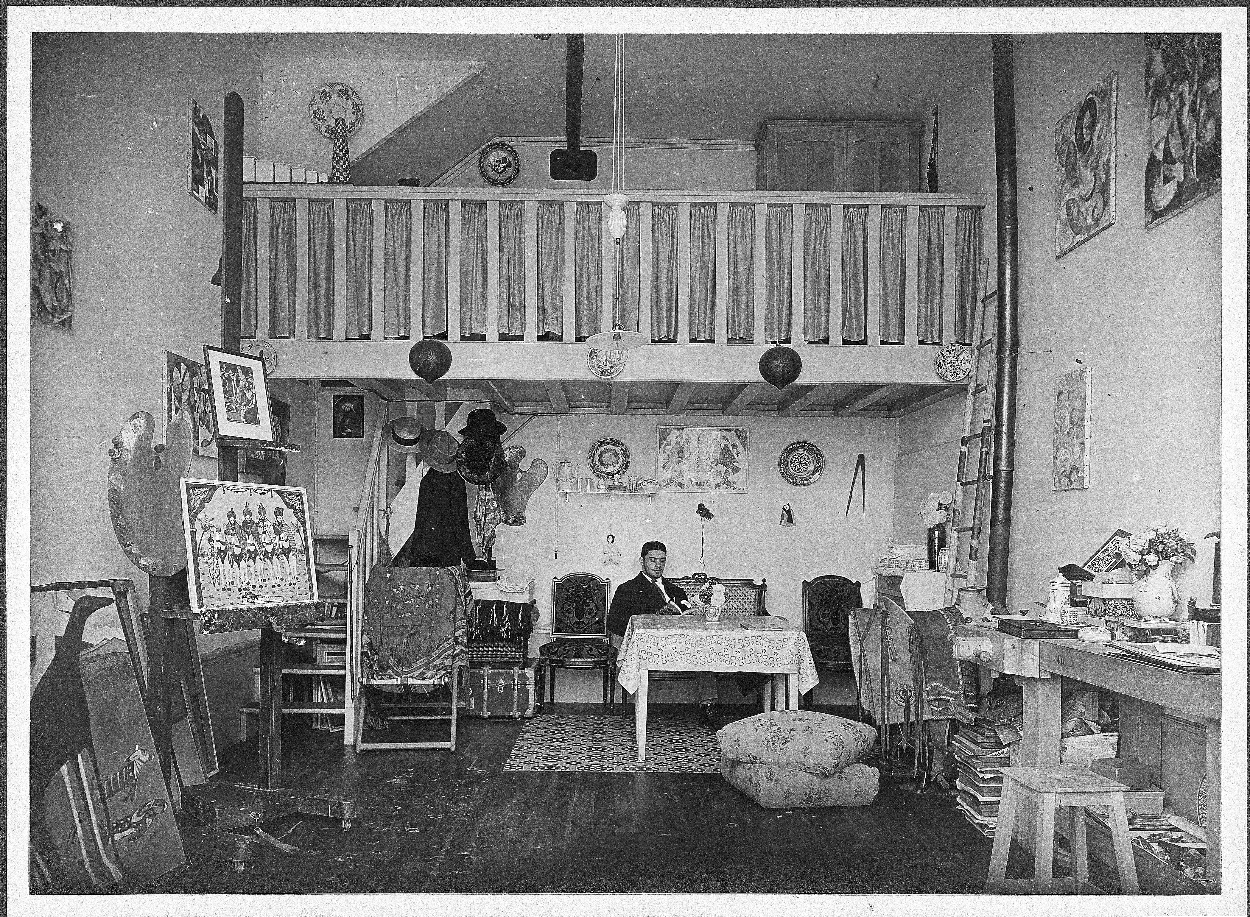 Amadeo de Souza Cardoso no seu atelier
