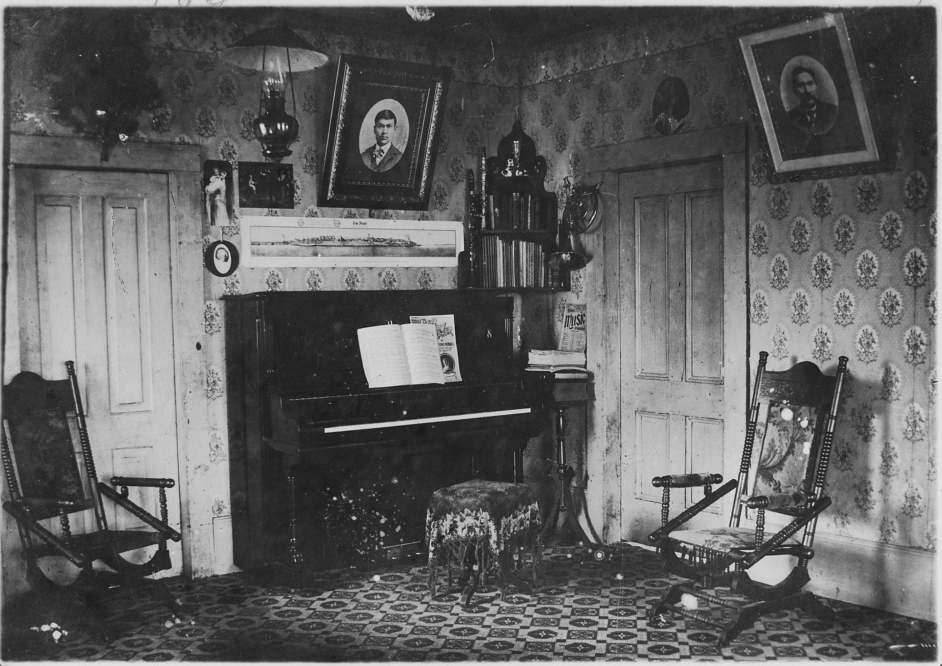 Interior David Leask house. - NARA - 297358
