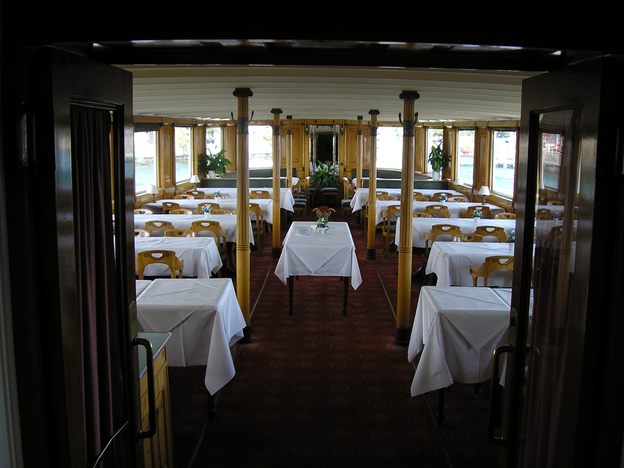 LeVevey-Restaurant1